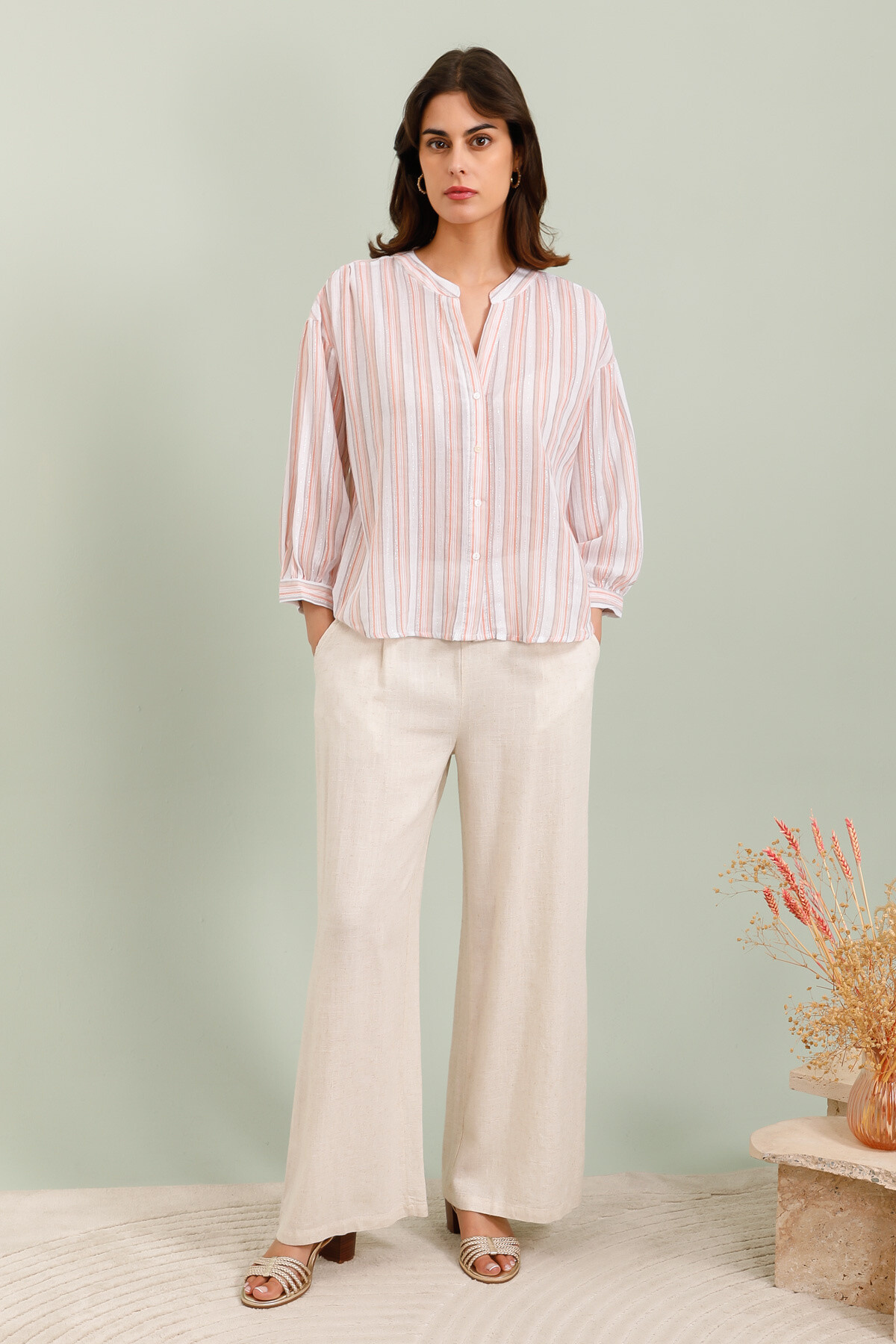 Wholesaler Inspiration Studio - Striped blouse Tunisian collar in cotton sail.