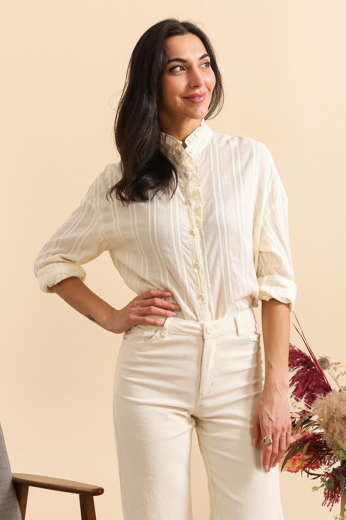 Wholesaler Inspiration Studio - Textured cotton shirt with ruffle.