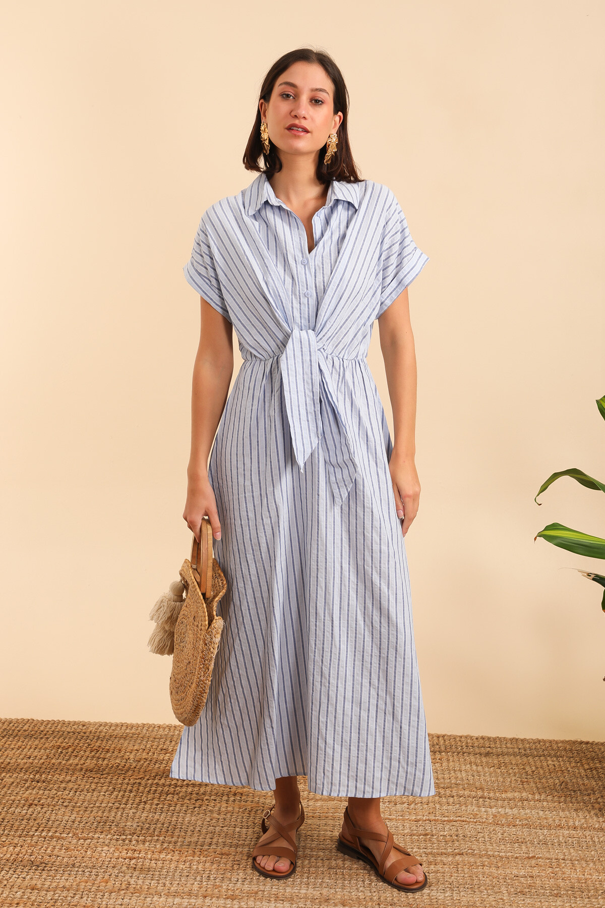 Grossista Inspiration Studio - Camicia ied allacciata in cotone a strisce - eleganza e comfort