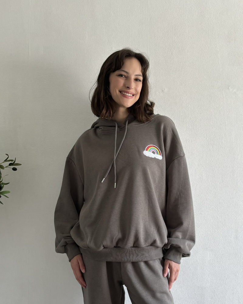 Grossiste Inspiration Studio - Sweat à Capuche avec Motif Arc-en-Ciel.