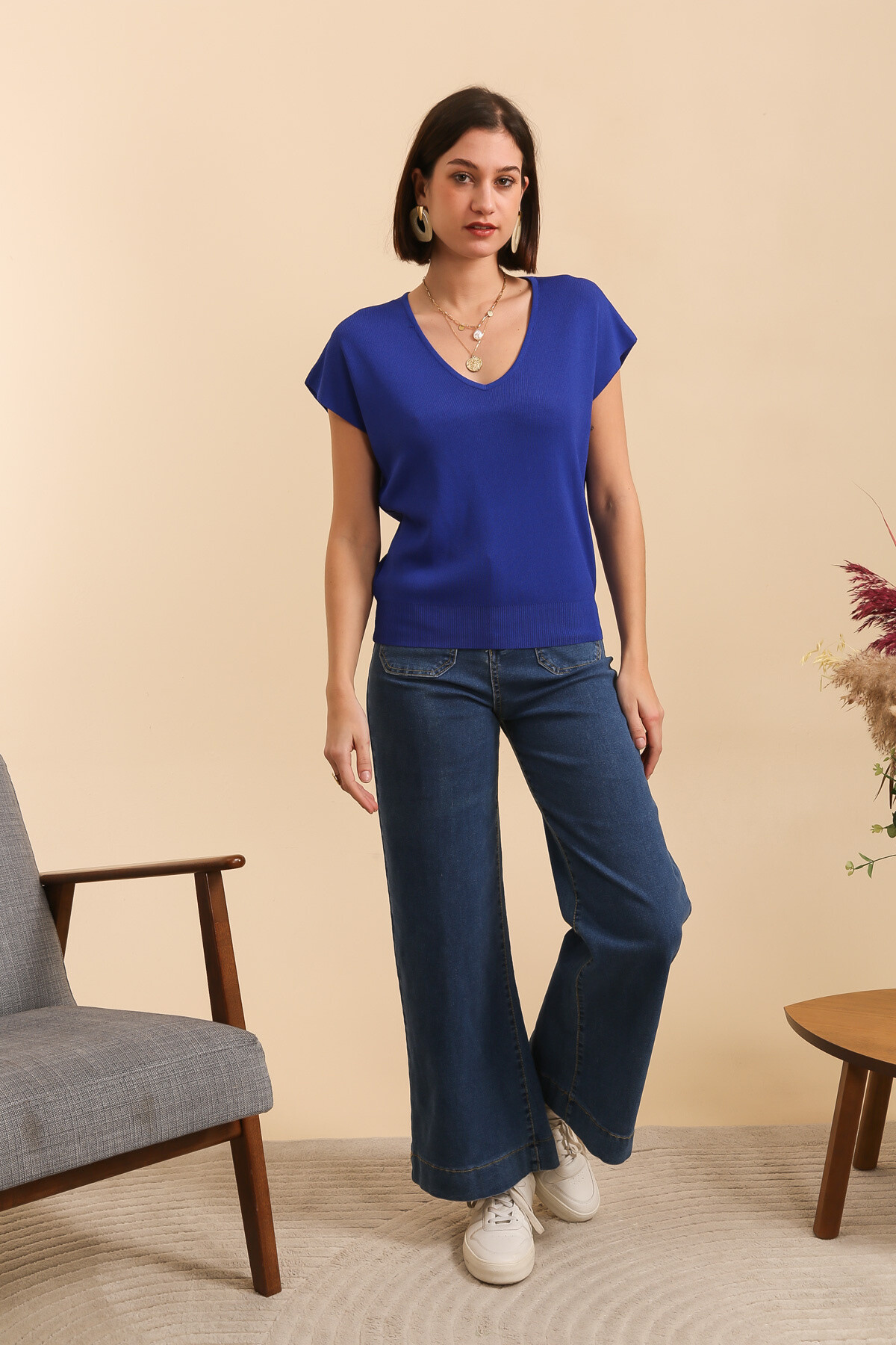 Grossista Inspiration Studio - Top in viscosa, scollo a V casual in maglia fine