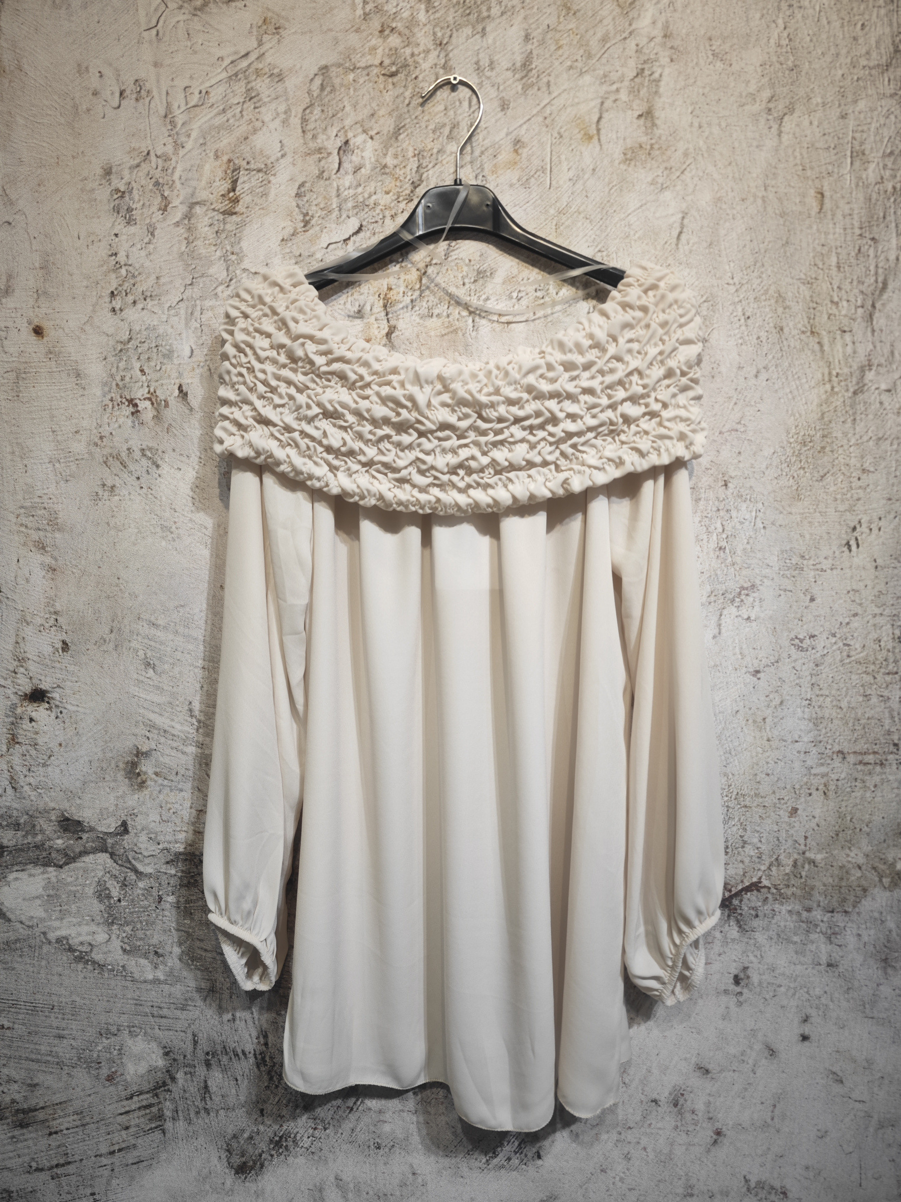 Mayorista INSTA GIRL OUTLET - Blusa con cuello barco