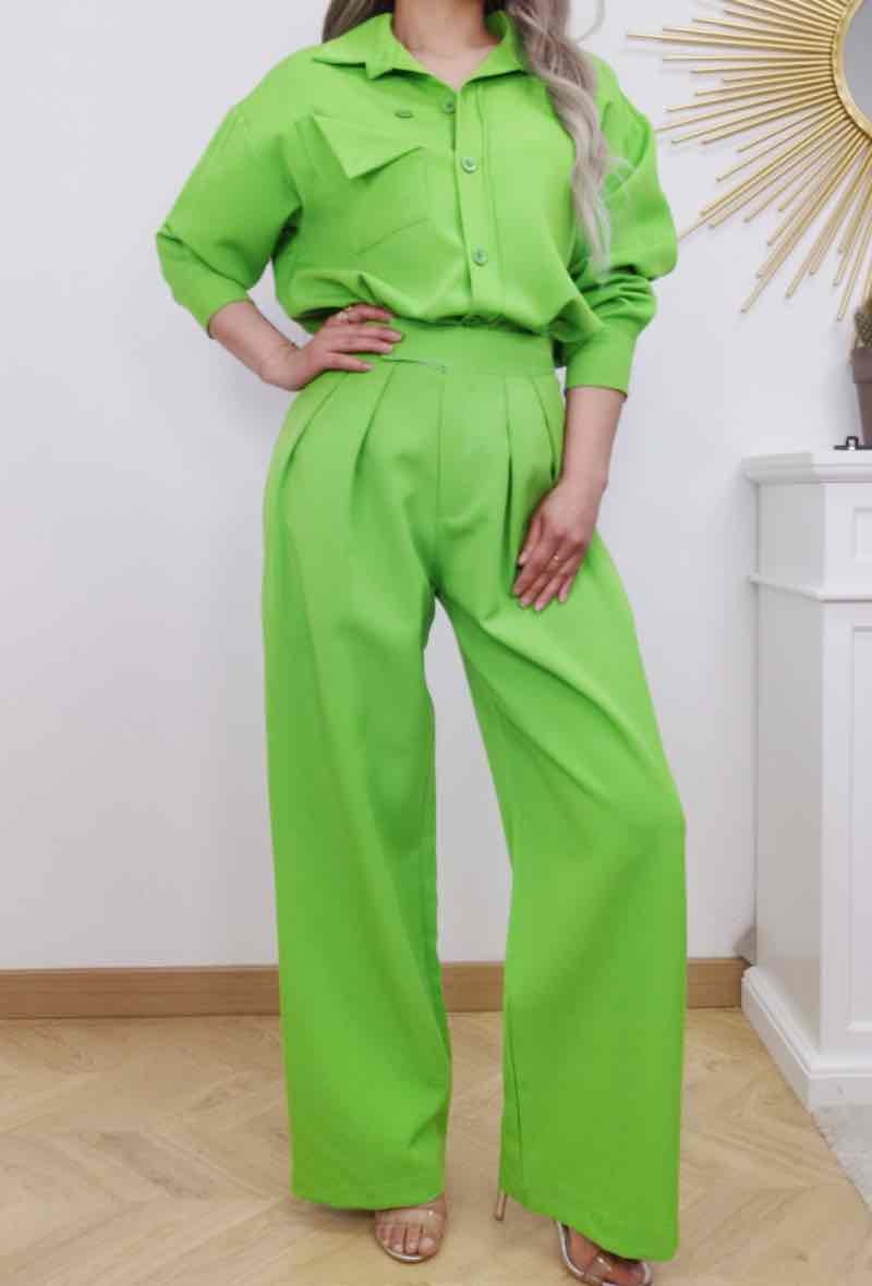 Wholesaler INSTA GIRL OUTLET - Shirt and pants set