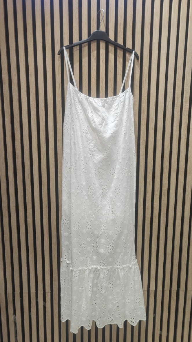 Wholesaler INSTA GIRL 1 - Long lace dress