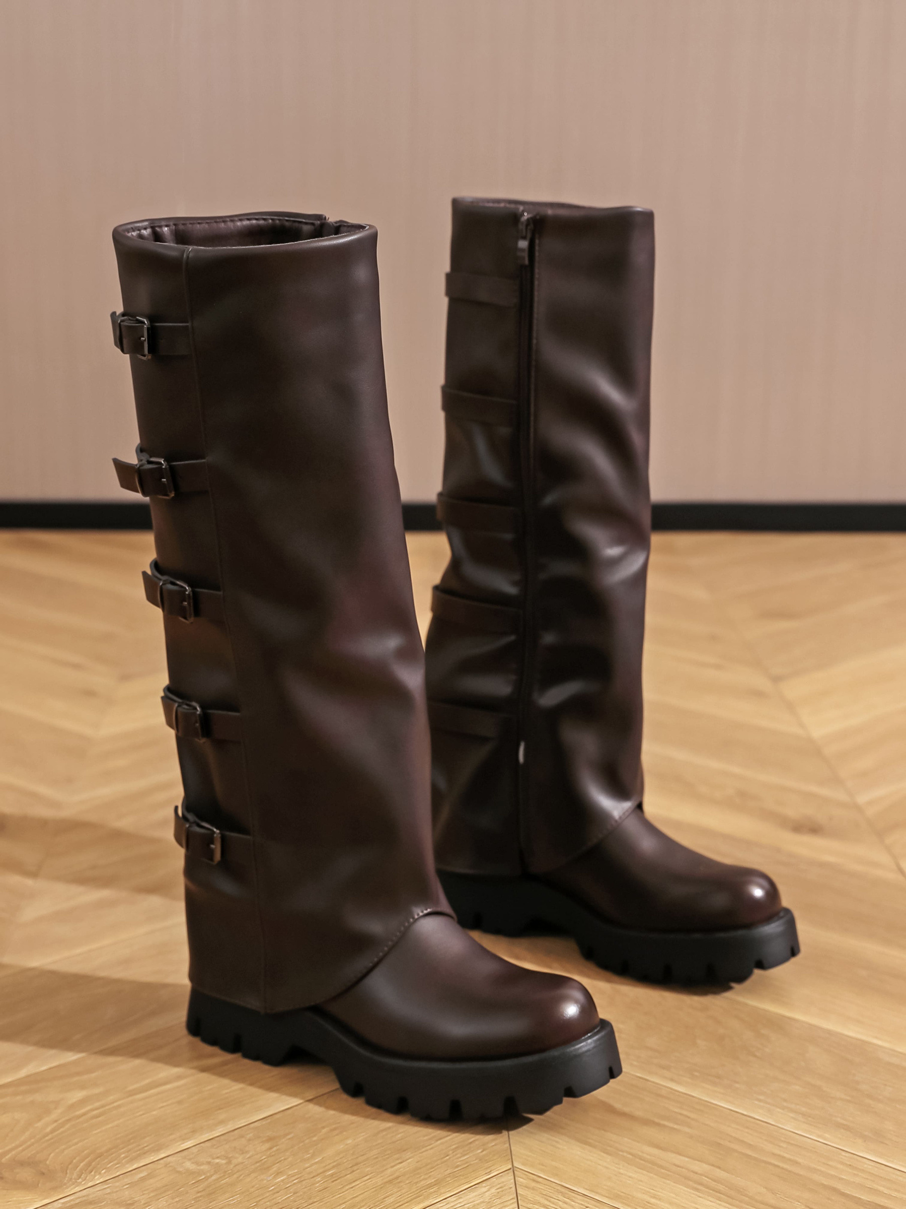 Wholesaler ISABAC - SLOANE BIKER BOOTS WITH BUCKLES