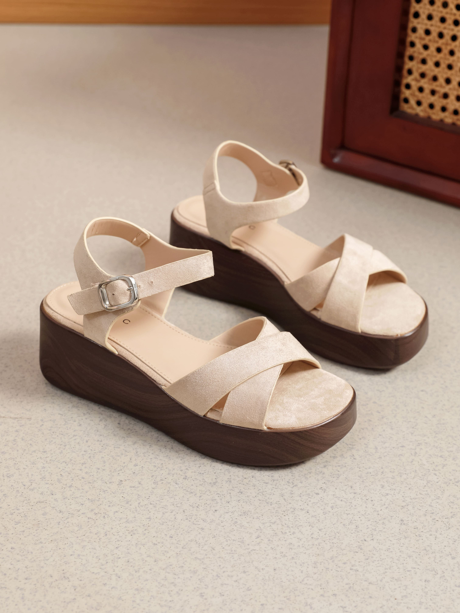Wholesaler ISABAC - Wedge Sandals - 3556