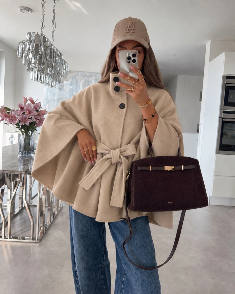 Grossiste ISSYMA - Poncho cape ample à col montant boutonné et ceinture à nouer