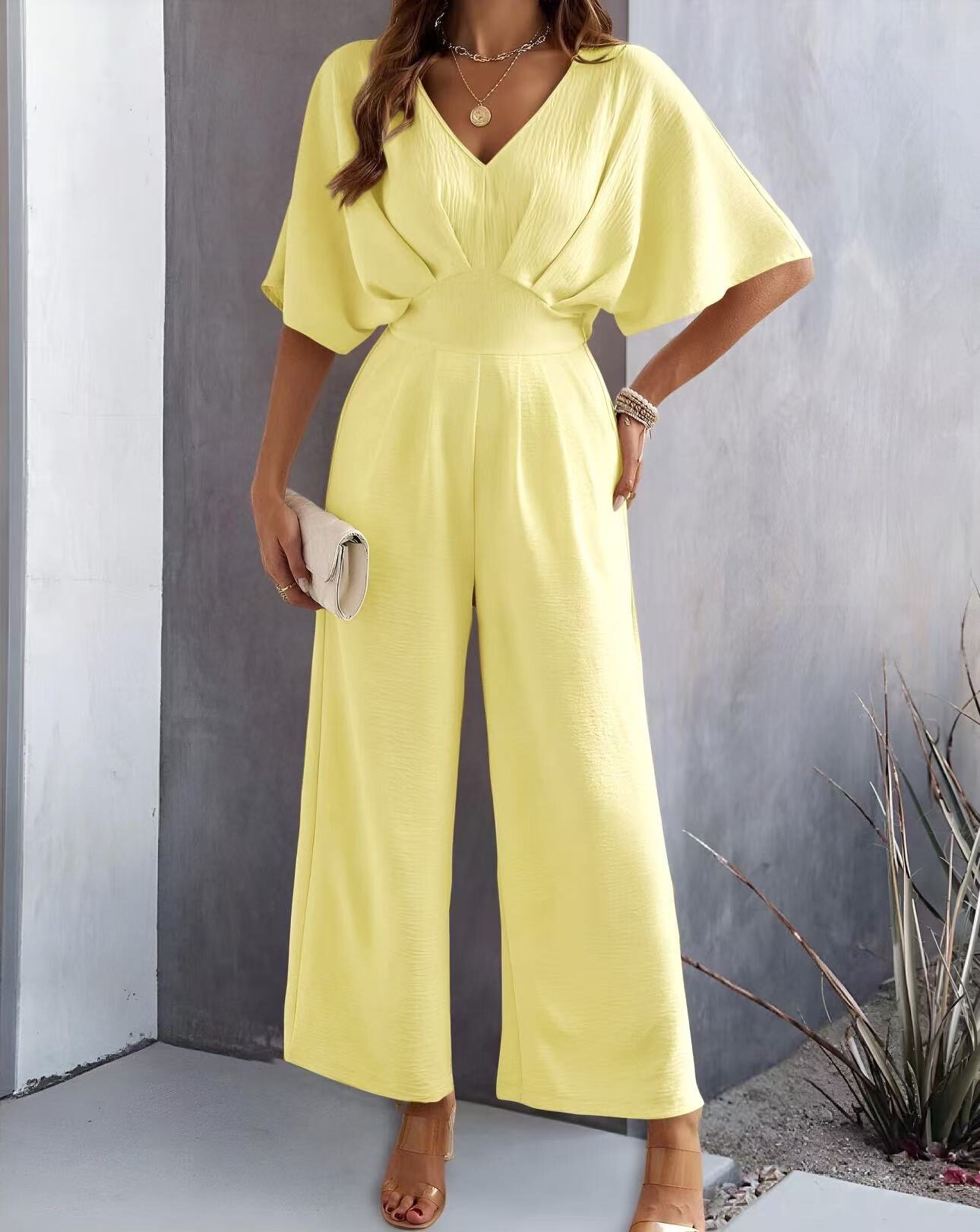 Wholesaler ISSYMA - V -neck combination with knot pockets on the back