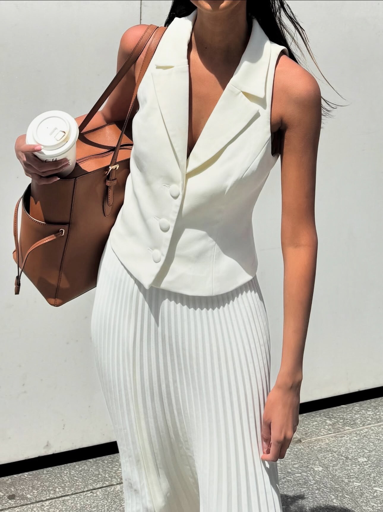 Grossiste ISSYMA - Ensemble chic blazer sans manches avec jupe plissée longue