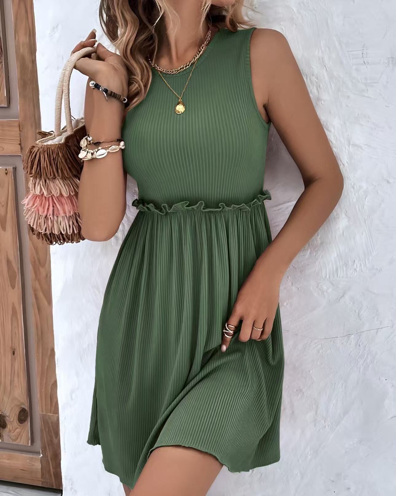 Großhändler ISSYMA - Elastisches ärmelloses Faltenkleid