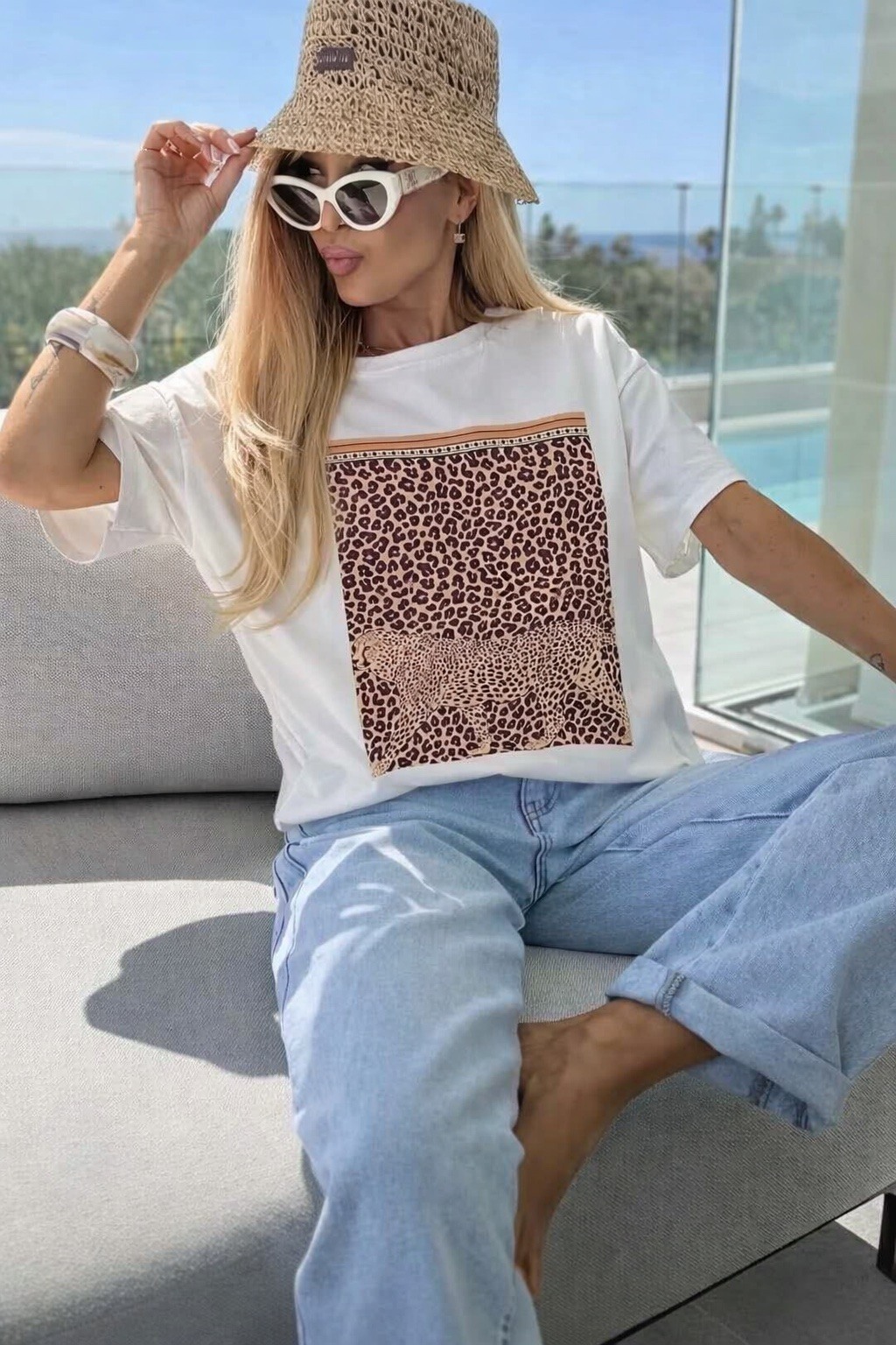 Grossista ISSYMA - T-shirt in cotone stampato alla moda