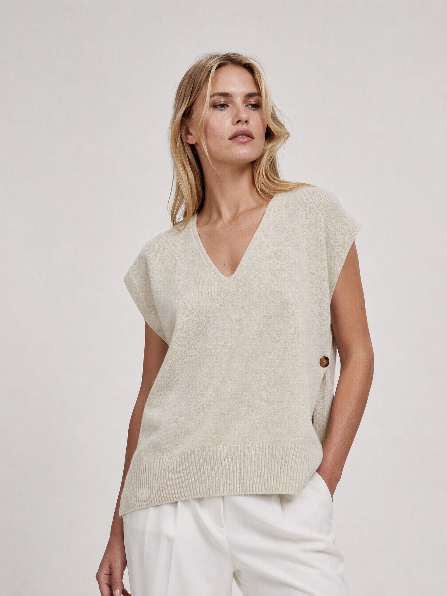 Wholesaler IT FASHION MODA - Women's vest in alpaca wool blend