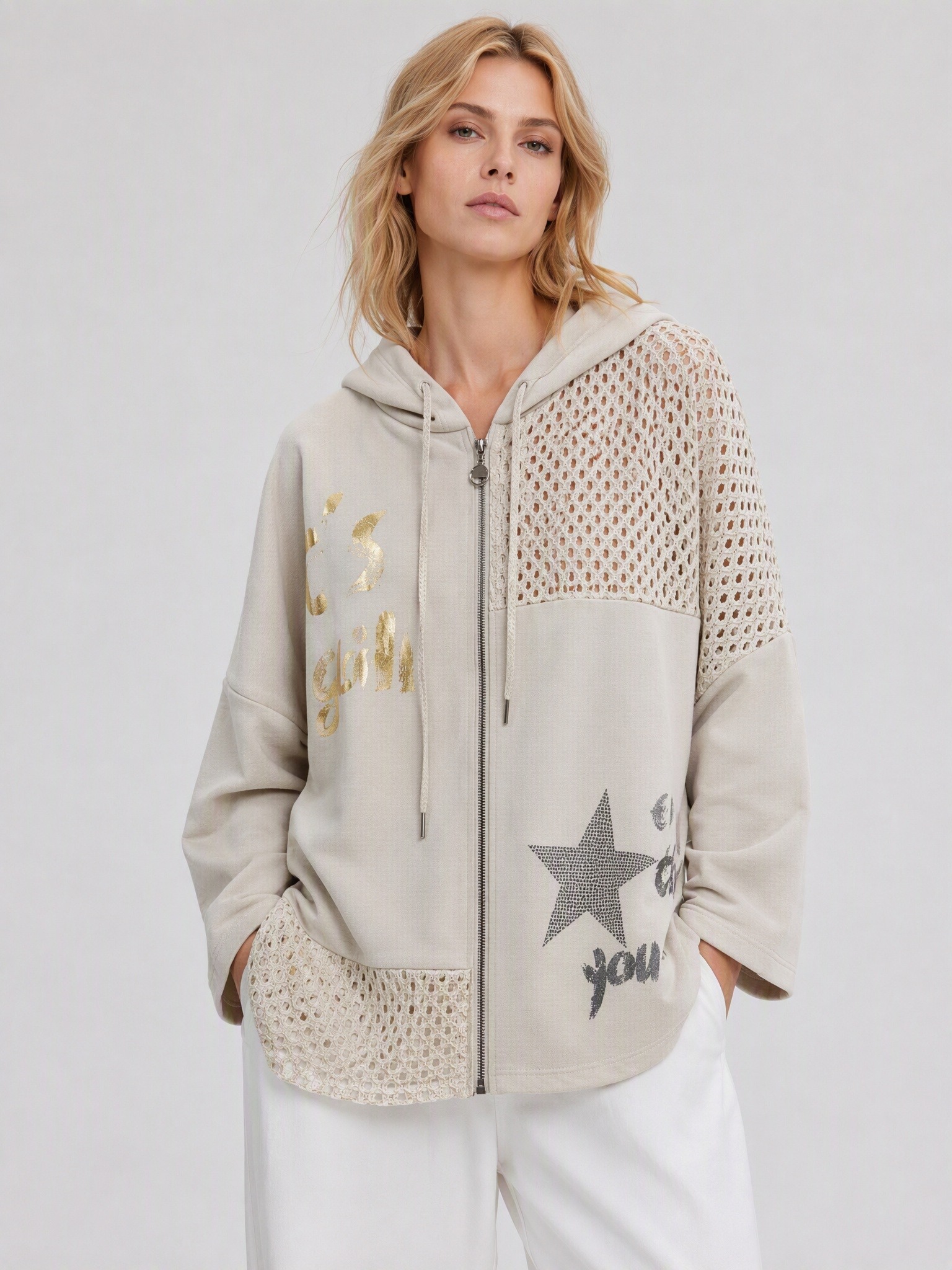 Grossista IT FASHION MODA - Felpa primo peso autunno inverno a zip con cappuccio