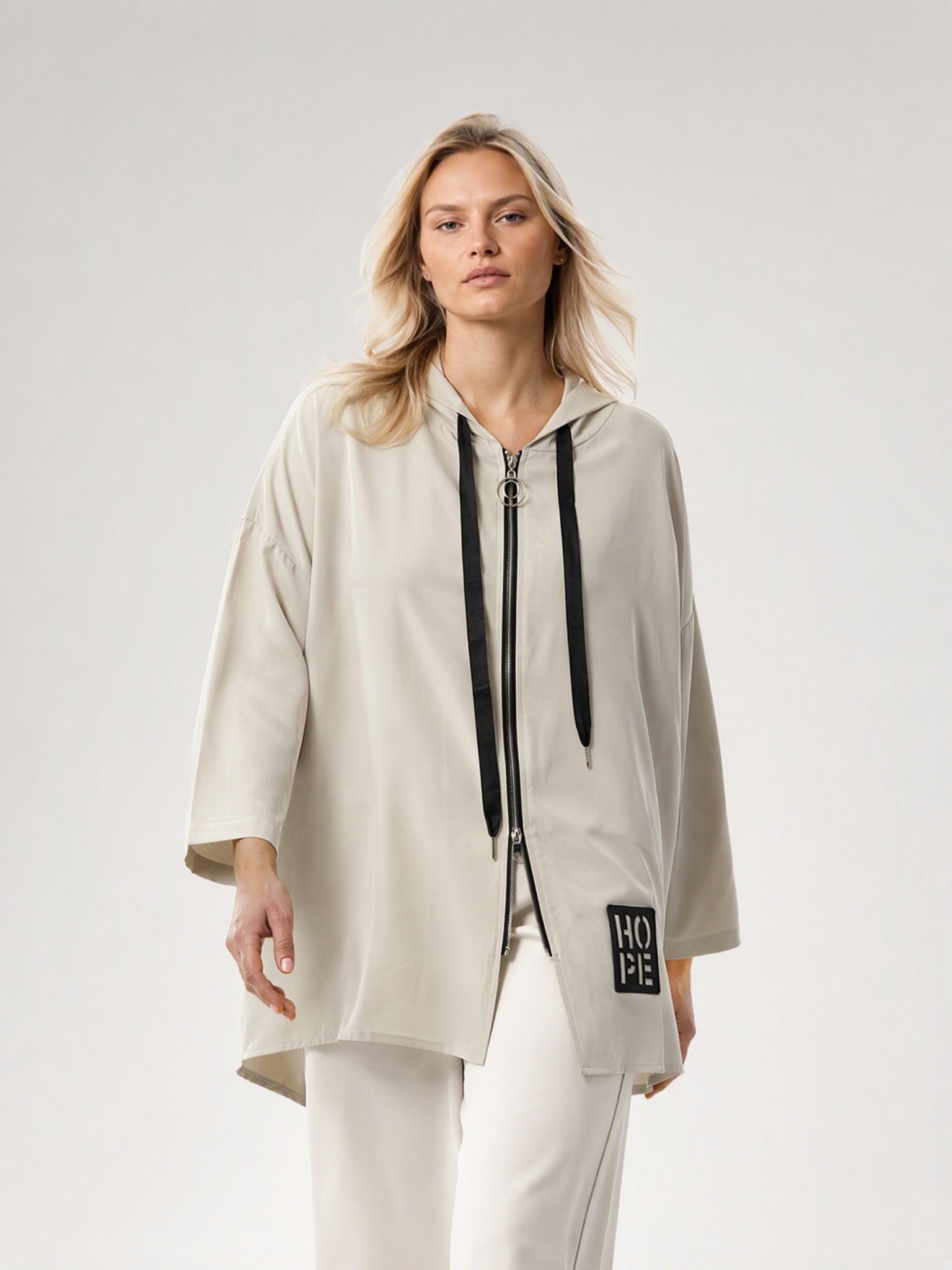 Wholesaler IT FASHION MODA - Women's waterproof jacket, large size