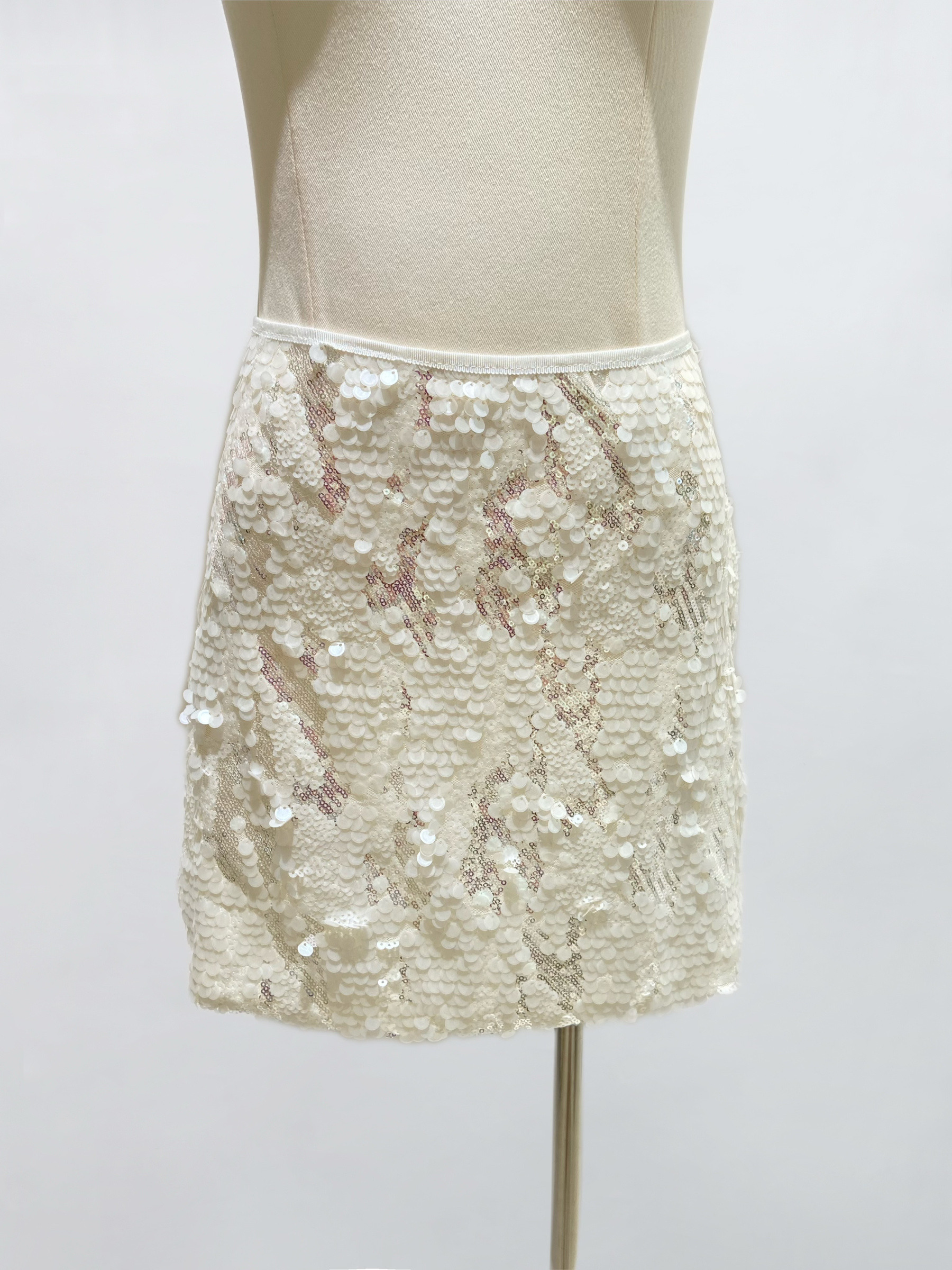 Wholesaler IVIVI - SHORT SEQUIN SKIRT - BEIGE