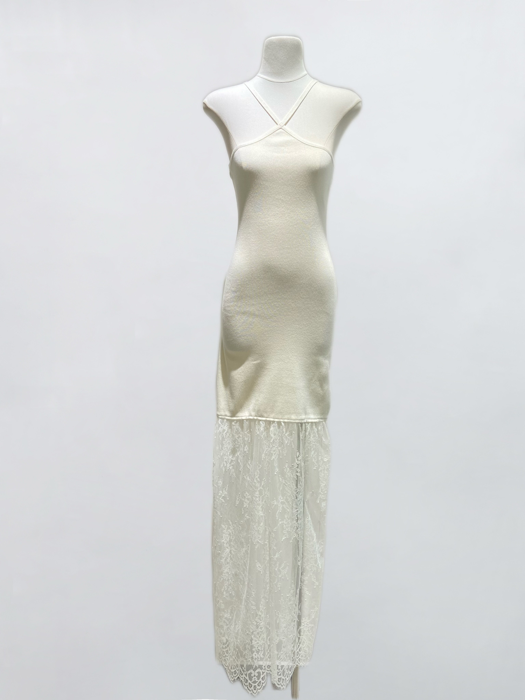 Grossiste IVIVI - ROBE DENTELLE