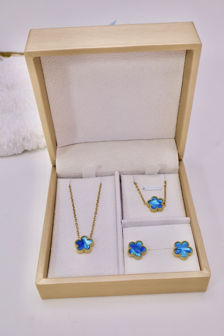 Großhändler J'AIME GEMME - Doppelseitiges Set aus Halskette, Armband und Ohrringen in einer Box