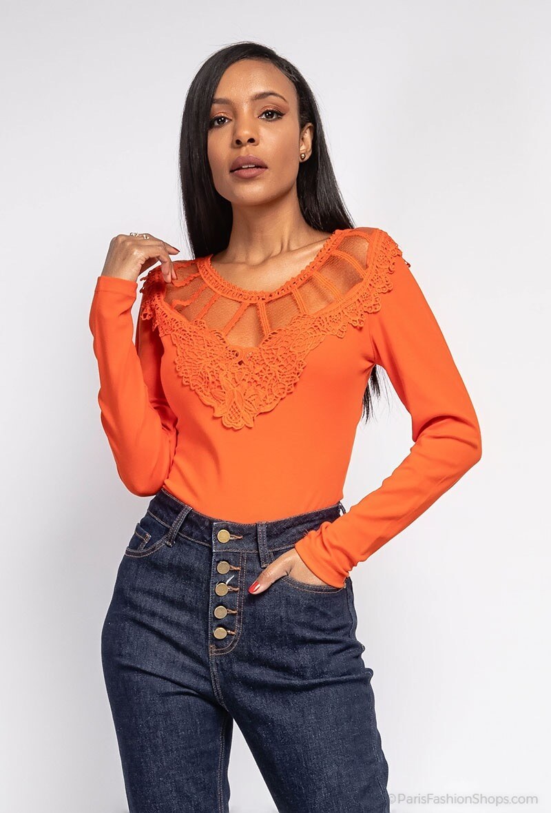 Großhändler J&H Fashion - Langarm-Body aus Baumwolle mit bestickten Details
