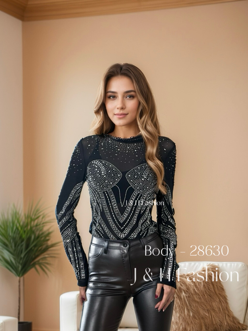 Wholesaler J&H Fashion - Distinguished cotton t-shirt with rhinestones for end-of-year party, elegant chic