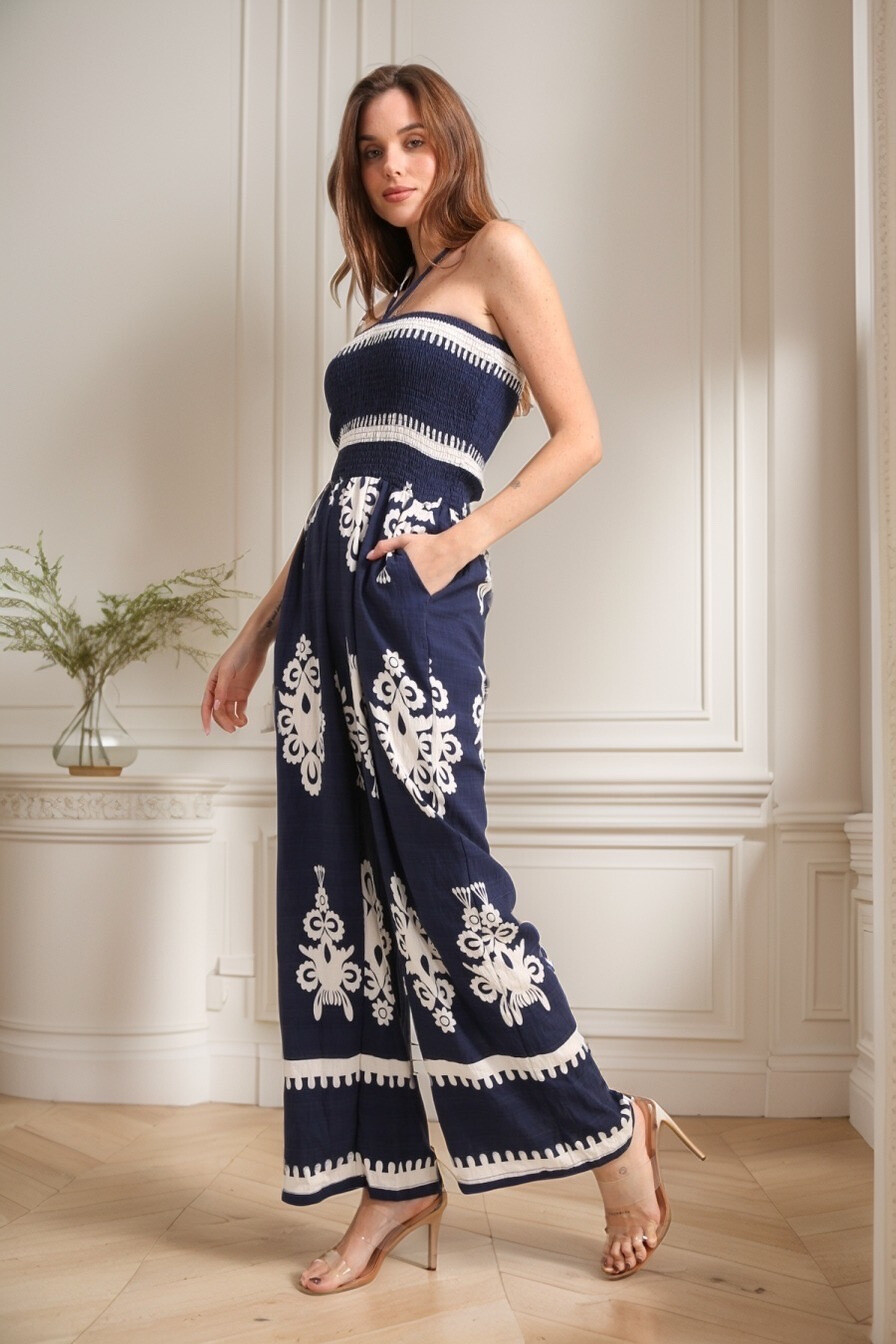 Wholesaler J&H Fashion - Strapless trouser jumpsuit with chic feminine two-tone print