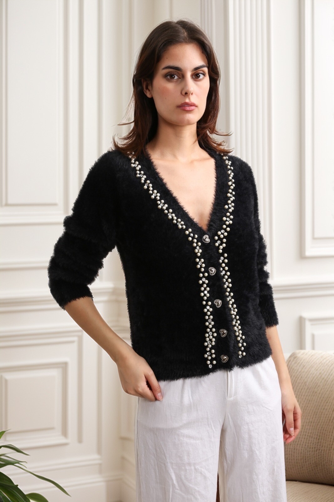 Grossiste J&H Fashion - Cardigan / gilet en maille fourrure perlé et strasses