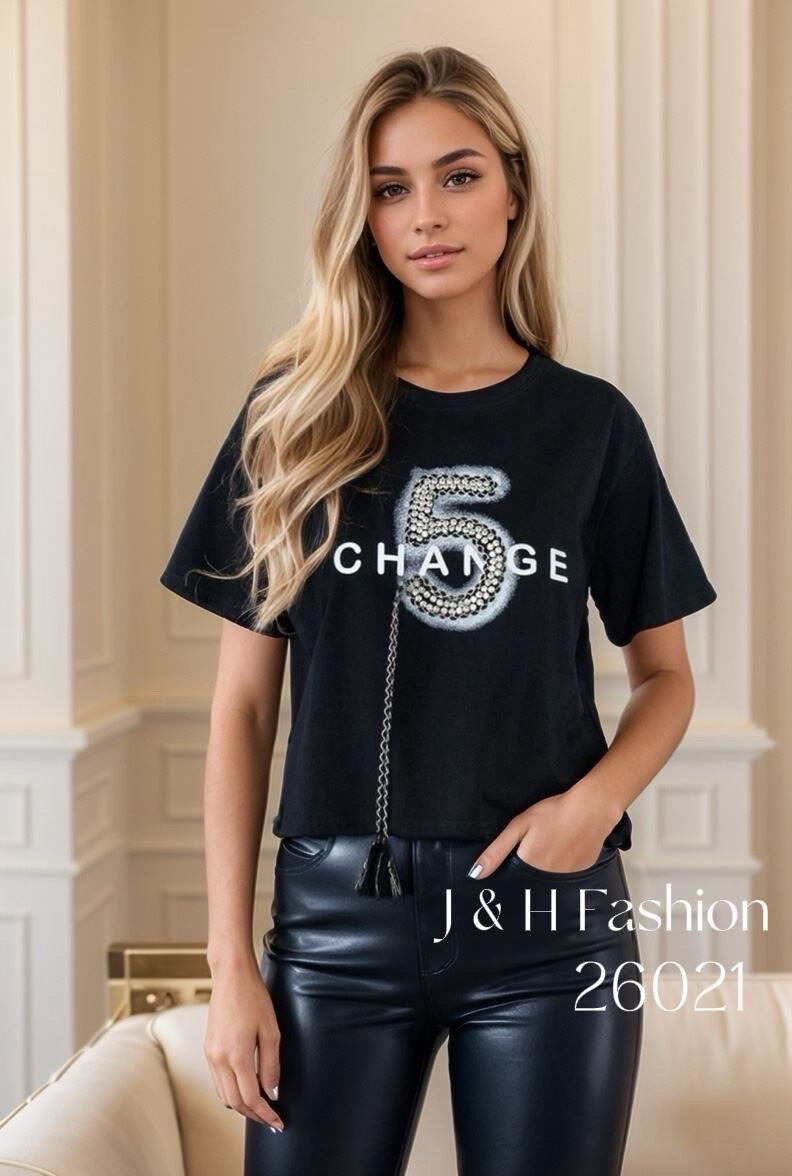 Großhändler J&H Fashion - T-Shirt mit Hasen-Strasssteinen
