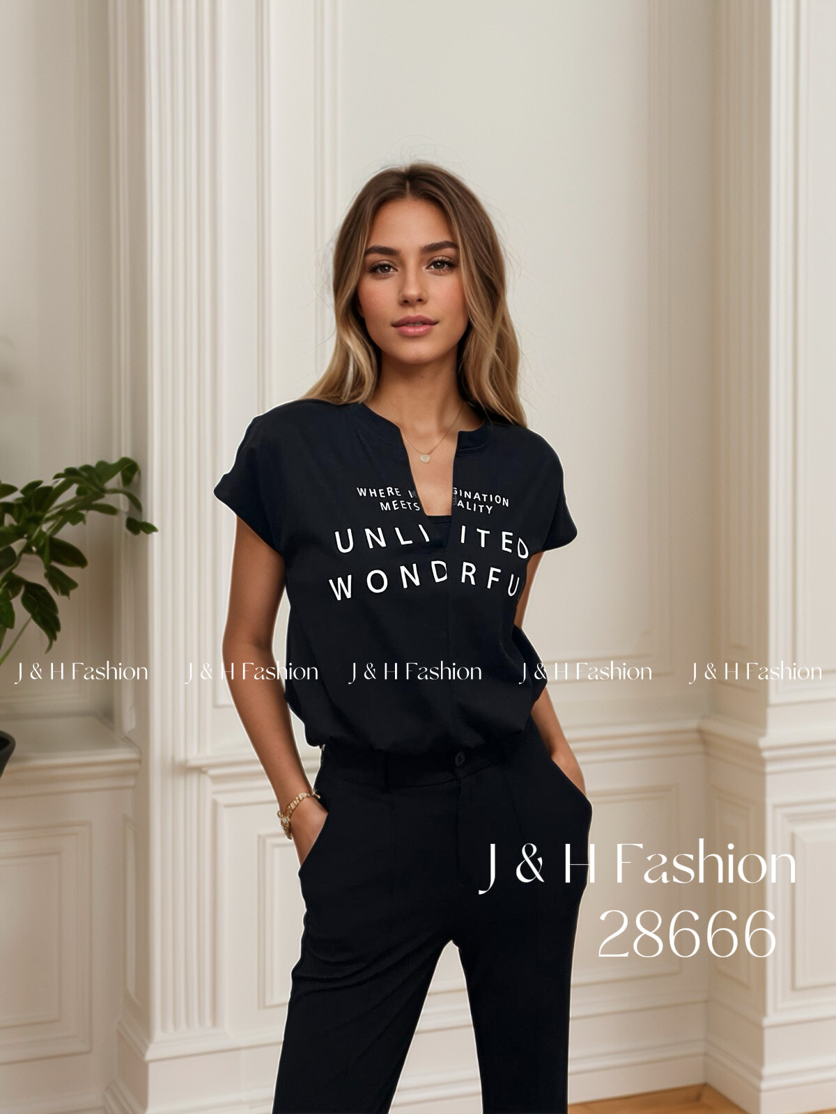 Wholesaler J&H Fashion - Cotton t-shirt effect balloon v-neck voc with strap top inside