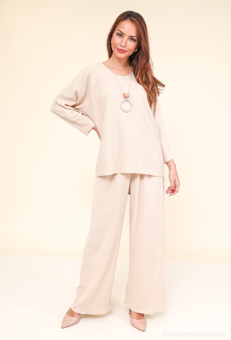 Wholesaler J&L Style - Blouse with necklace