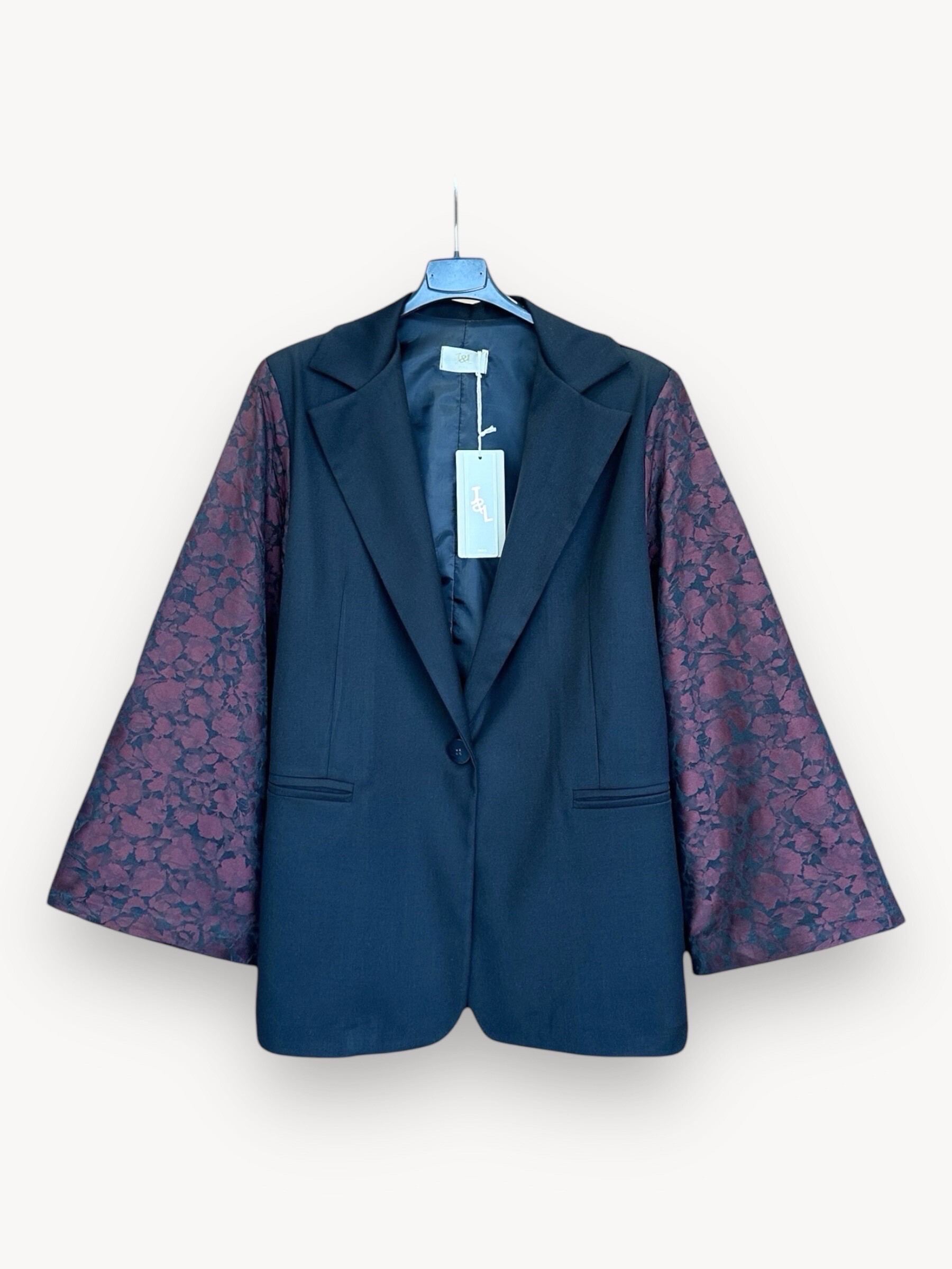 Mayorista J&L - CLARRISA Chaqueta tipo blazer con estampado floral en las mangas