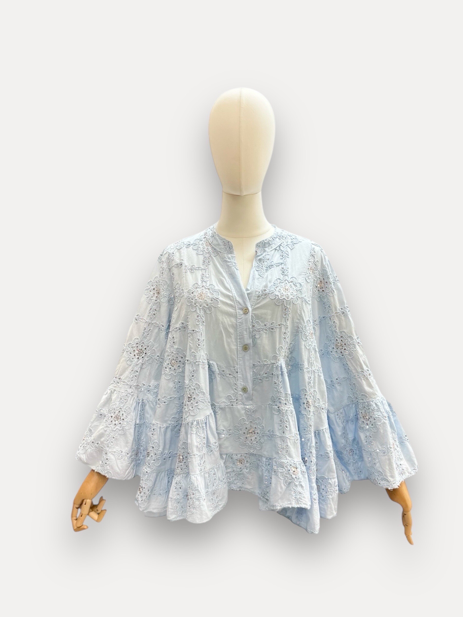 Wholesaler J&L - Long sleeve embroidered blouse with glitter steering wheel