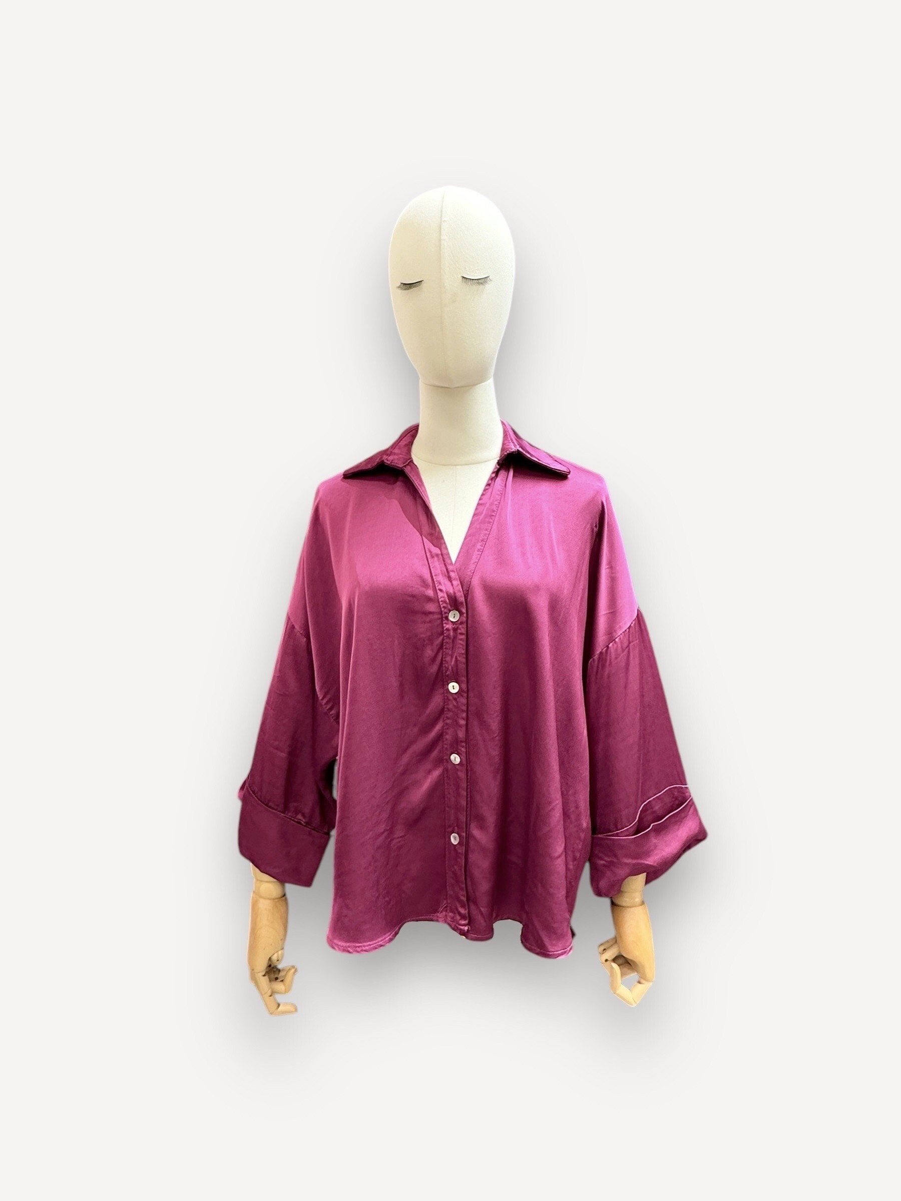 Wholesaler J&L - Fluid Long Sleeve 7/8 Satin Shirt
