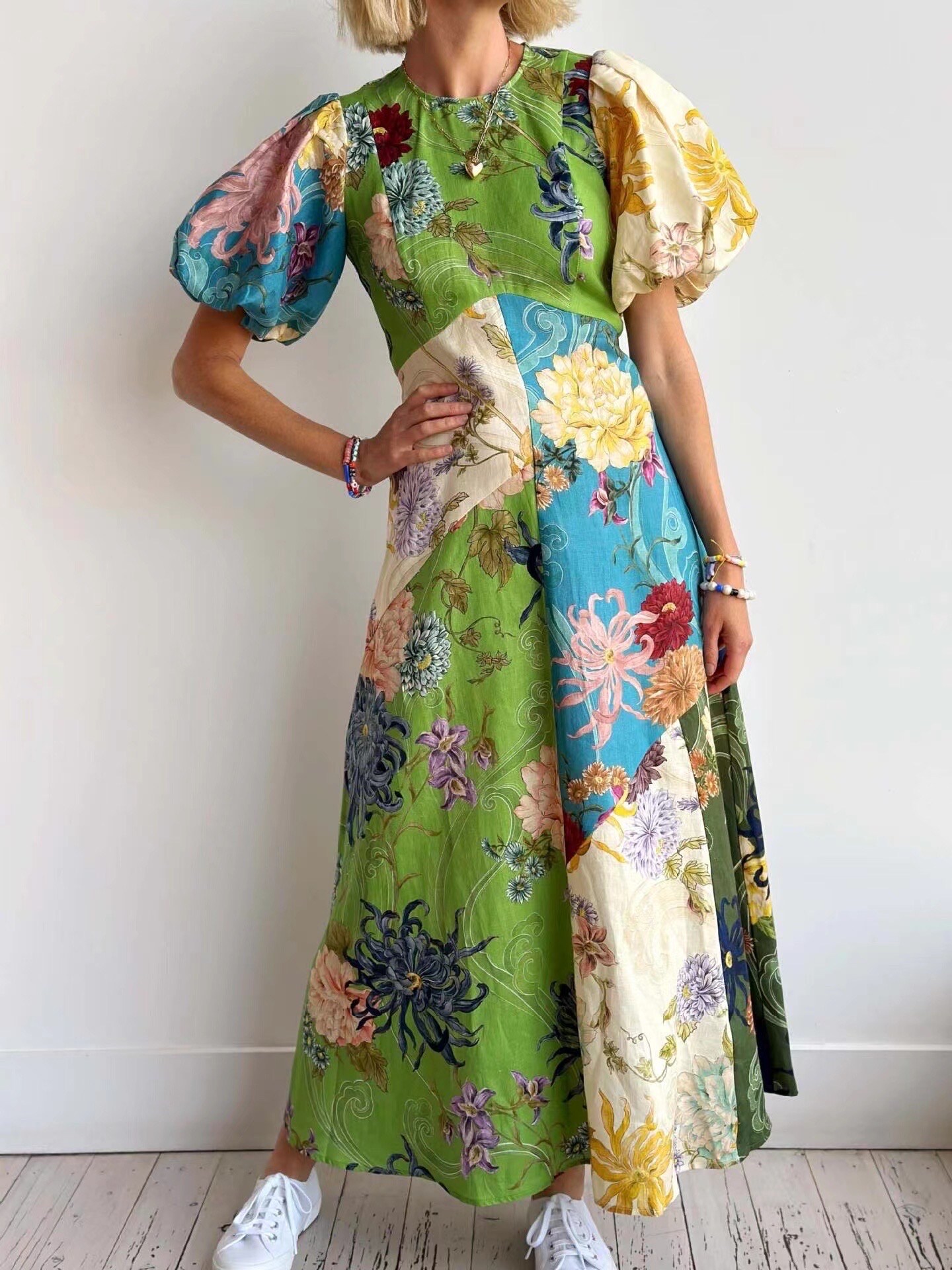 Mayorista J&L - Vestido Largo de Patchwork Floral con Mangas Abullonadas