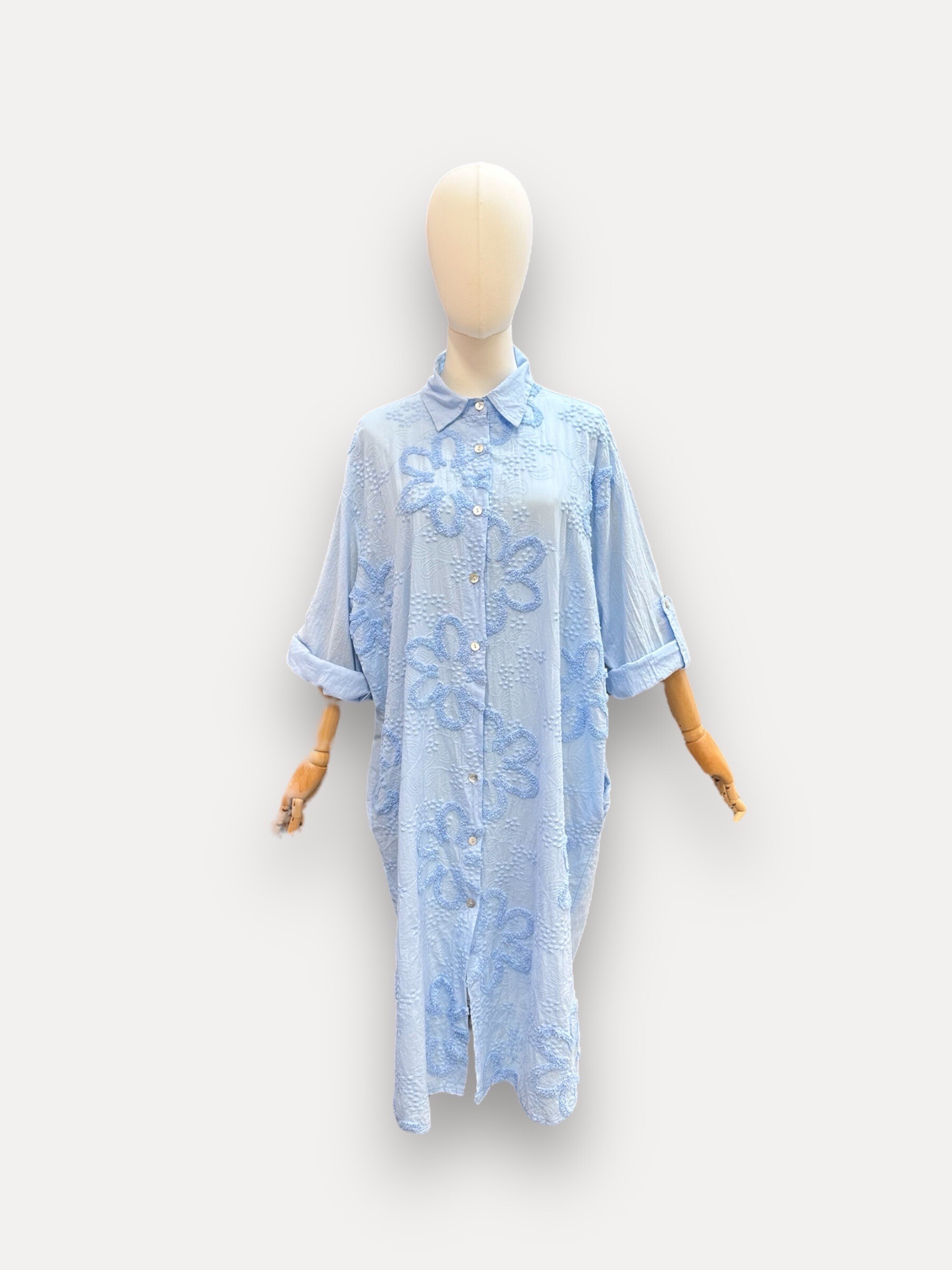 Mayorista J&L - Vestido de camisa de manga larga con flores texturizadas