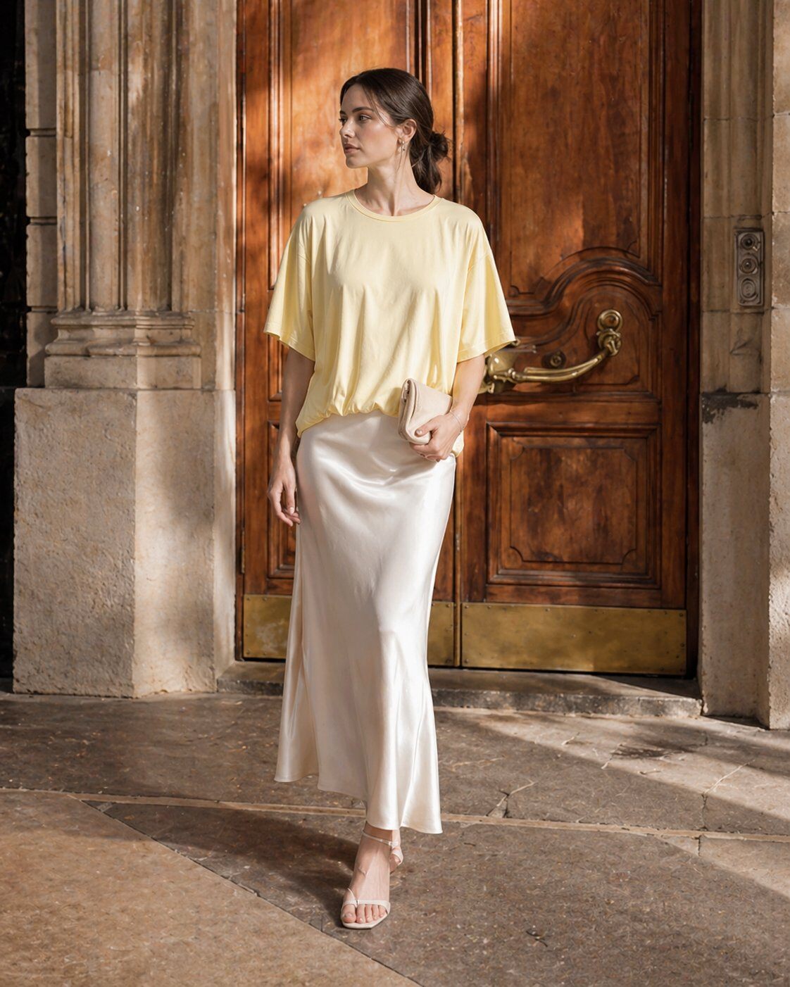 Grossista J&L - Top oversize fluido con maniche ampie e orlo arricciato
