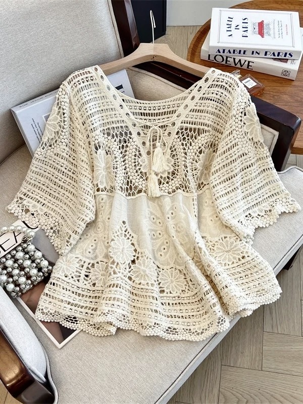 Wholesaler J MODA - Peplum Mesh Top