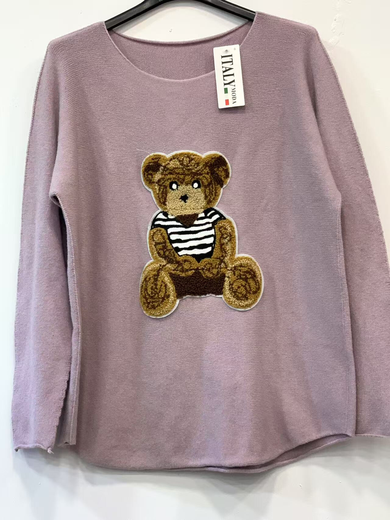 Wholesaler J & MY - Sweater With Bear Print