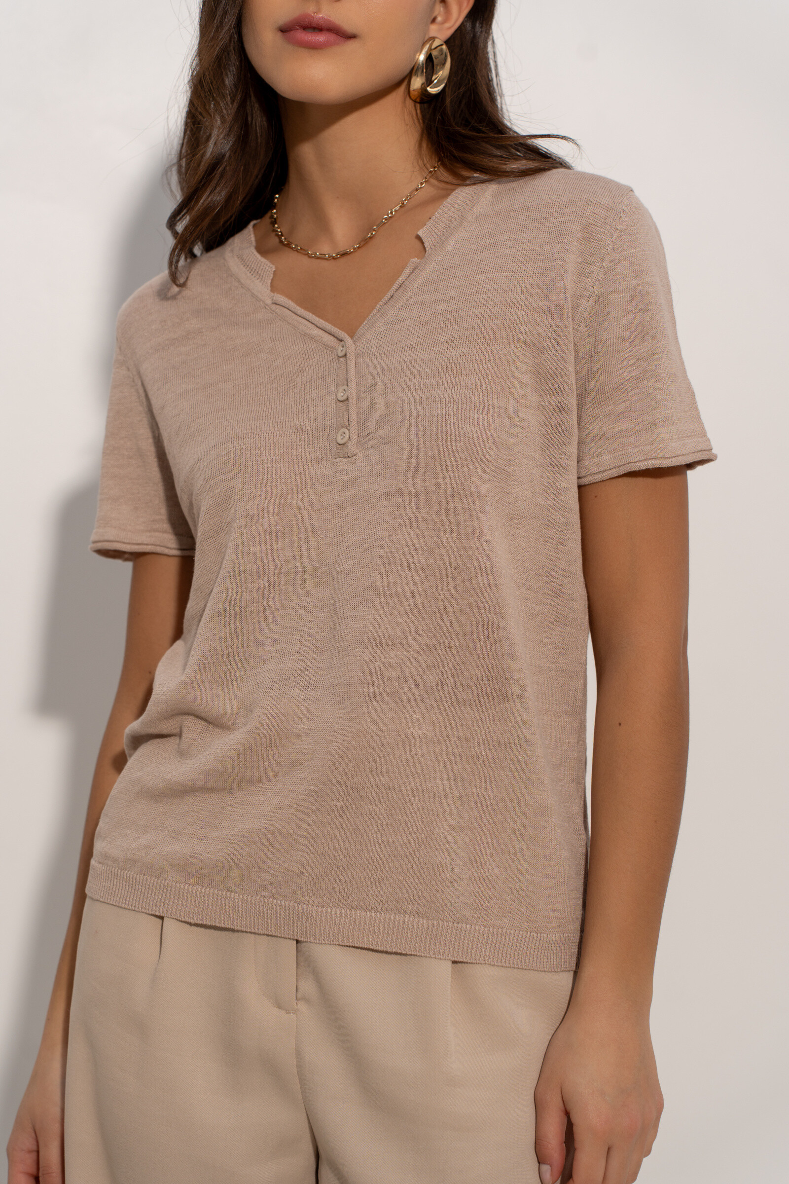 Wholesaler J&W Paris - Tunisian collar linen knitted T-shirt