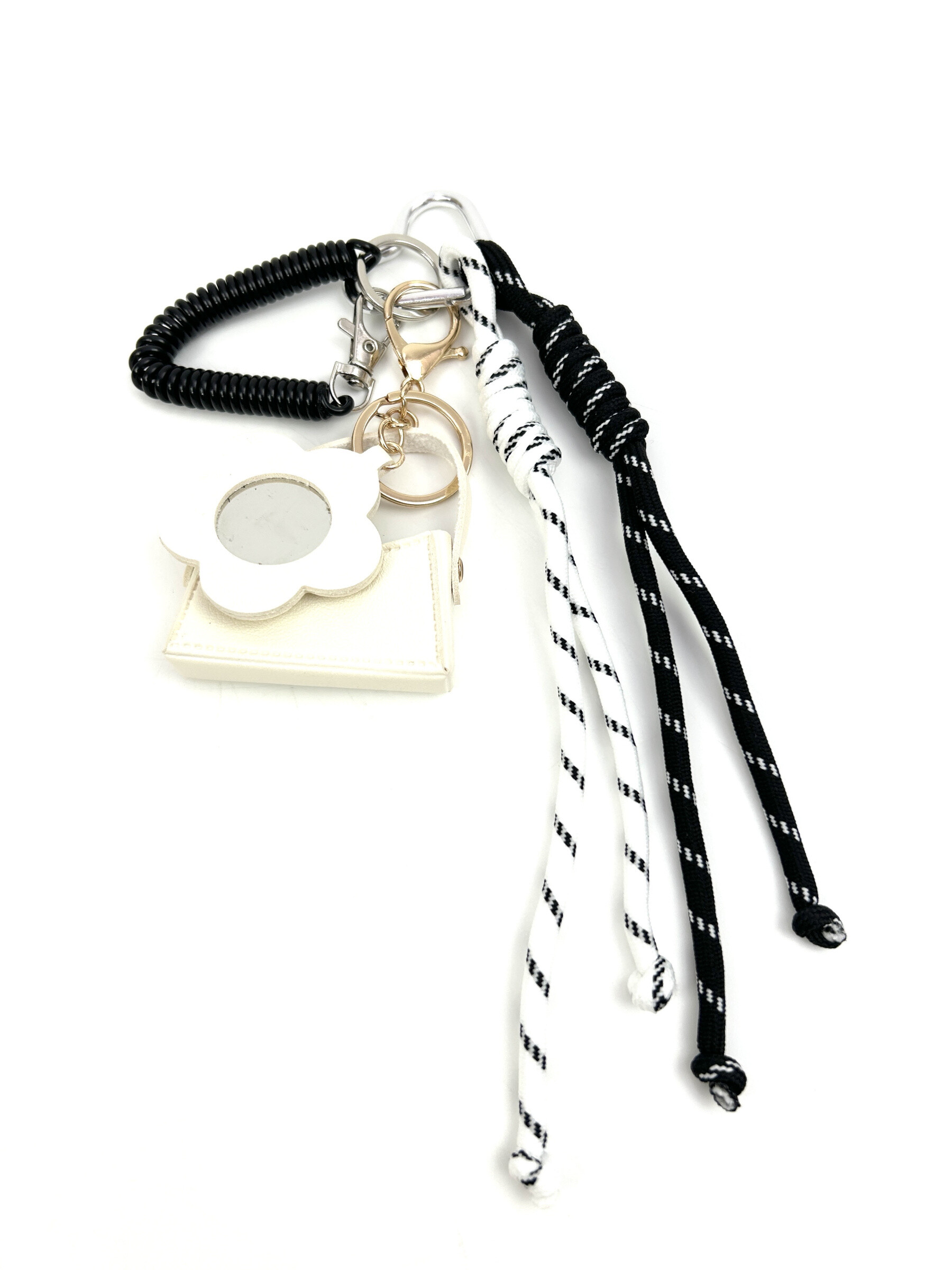 Wholesaler Jade&Clarisse - Grigri key holder Ultra cute bag floral cushion and pompoms