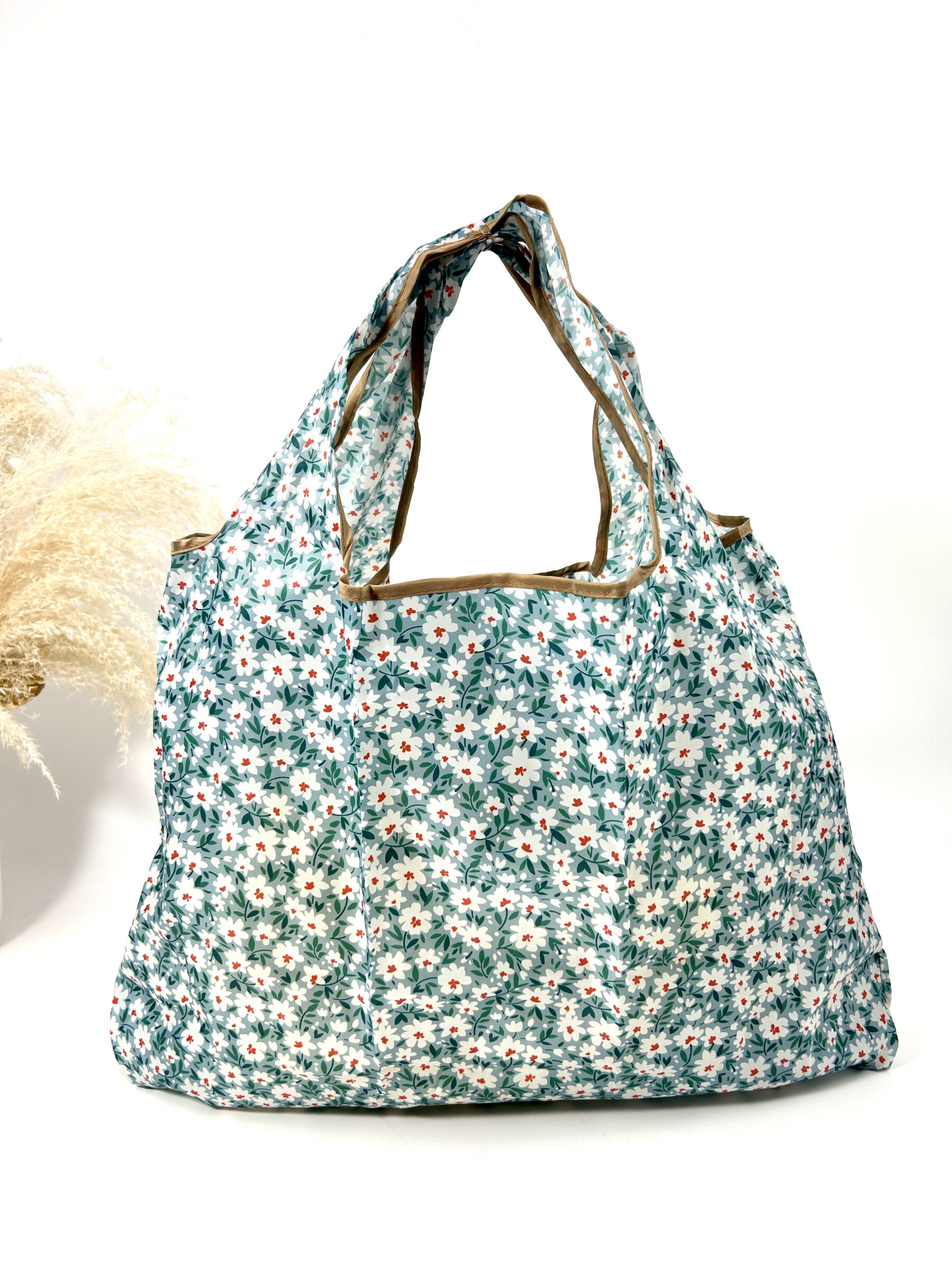 Wholesaler Jade&Clarisse - Foldable and waterproof Small Strawberries Bag