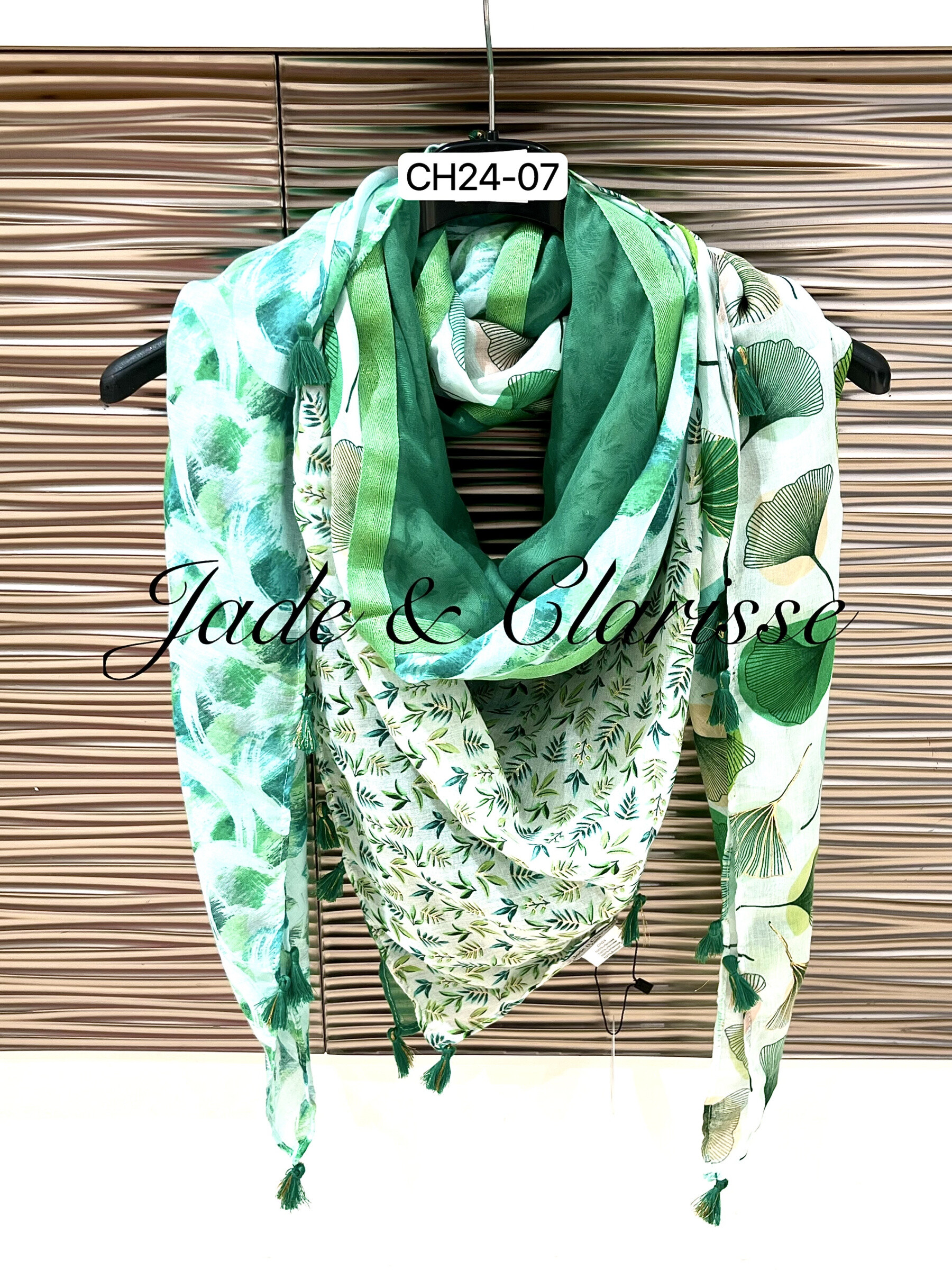 Wholesaler Jade&Clarisse - Square patchwork with fresh and spring blue ocean colors