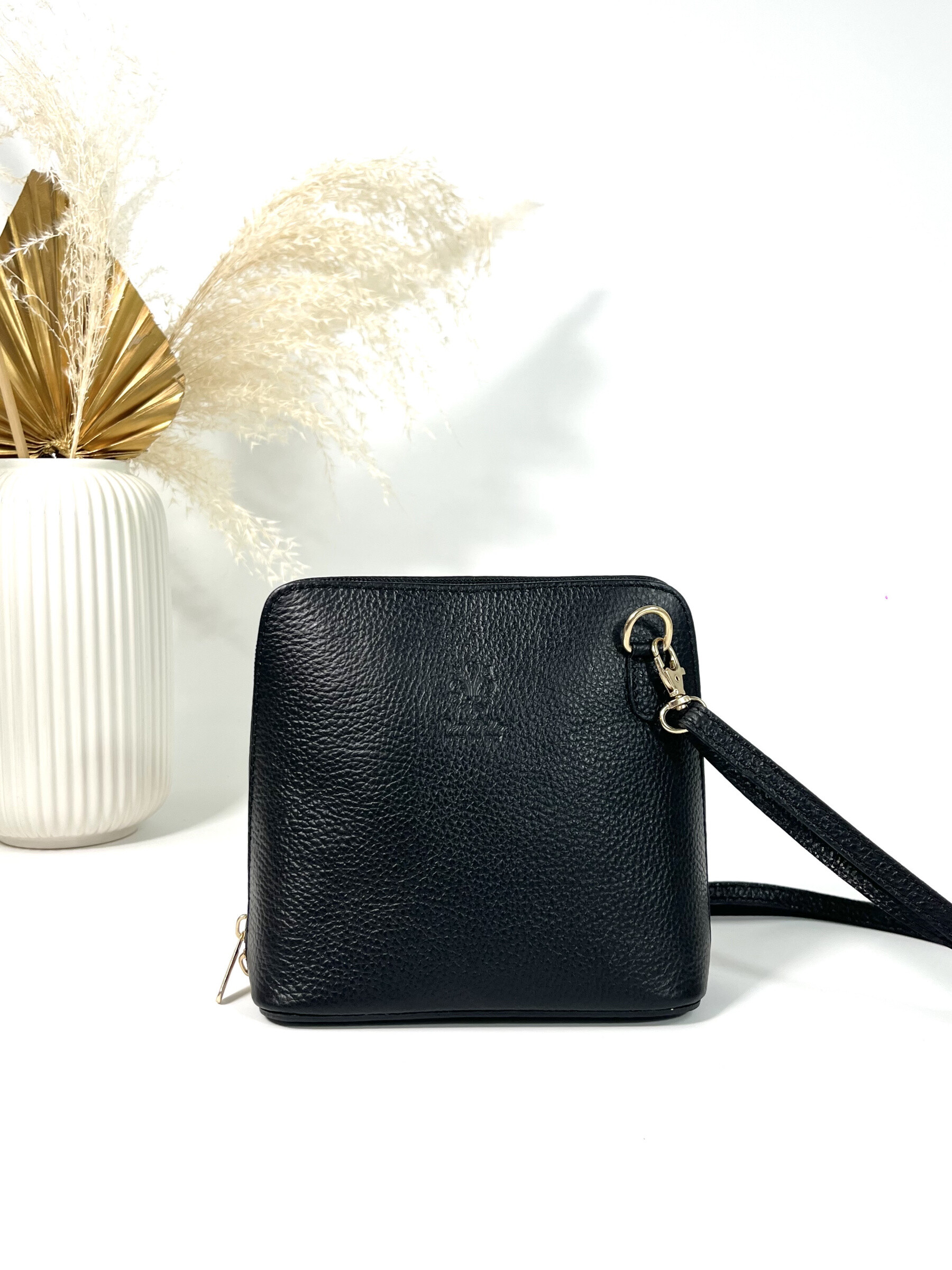 Wholesaler Jade&Clarisse - Leather bag vera italian shovel arçone