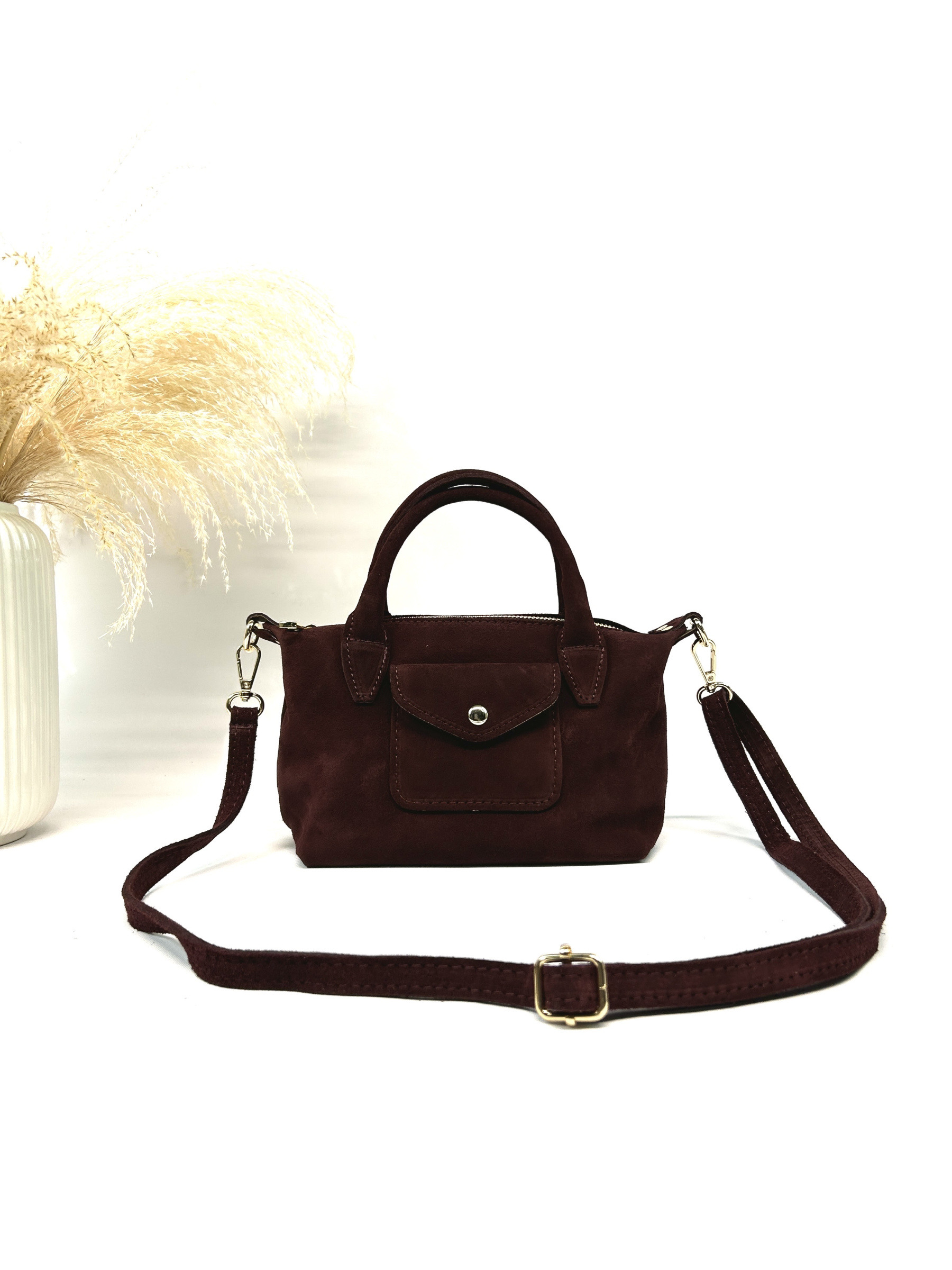 Wholesaler Jade&Clarisse - CUTE AND ELEGANT COMPACT LEATHER CROSSBODY BAG