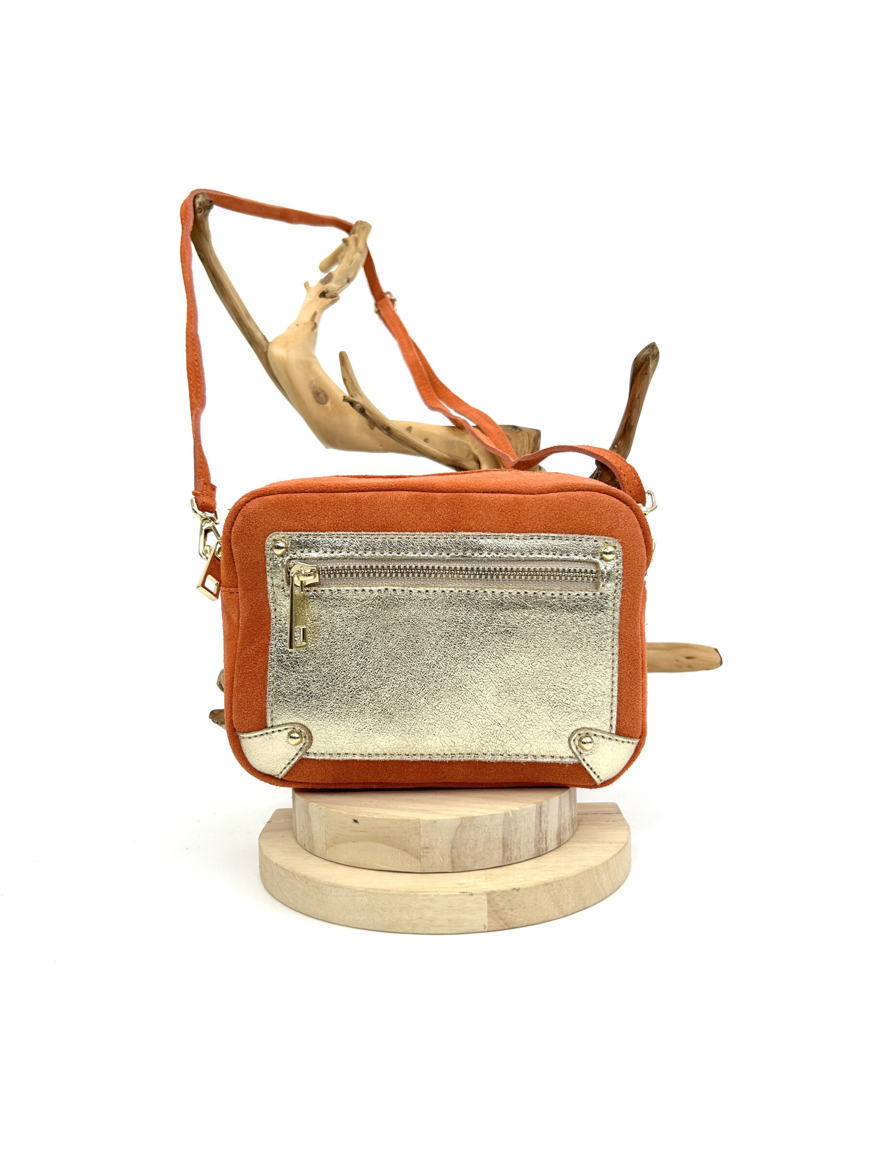 Wholesaler Jade&Clarisse - DaiM-Matière Daim-Matière rectangular bag and ultra trendy nails Tiffany