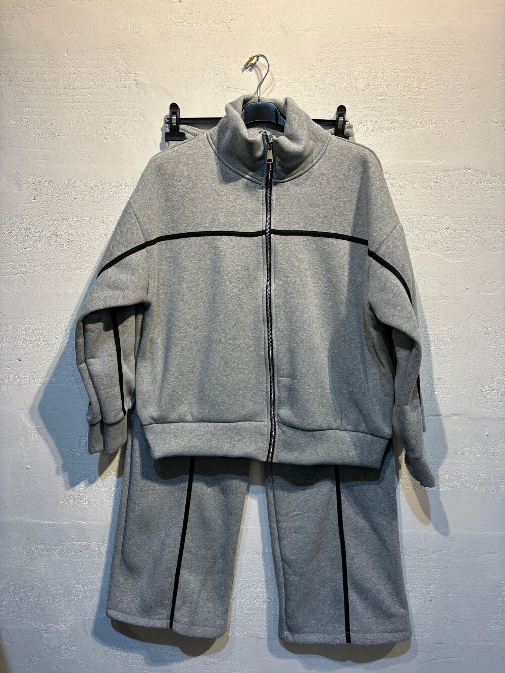 Wholesaler JADE - JOGGING SET