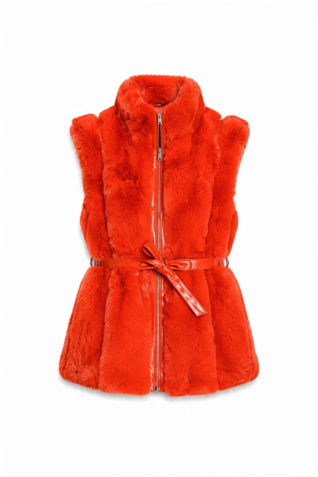 Grossiste JAMILLA - Gilet d'Hiver en Fausse Fourrure avec Zip, Ceinture et Col Montant