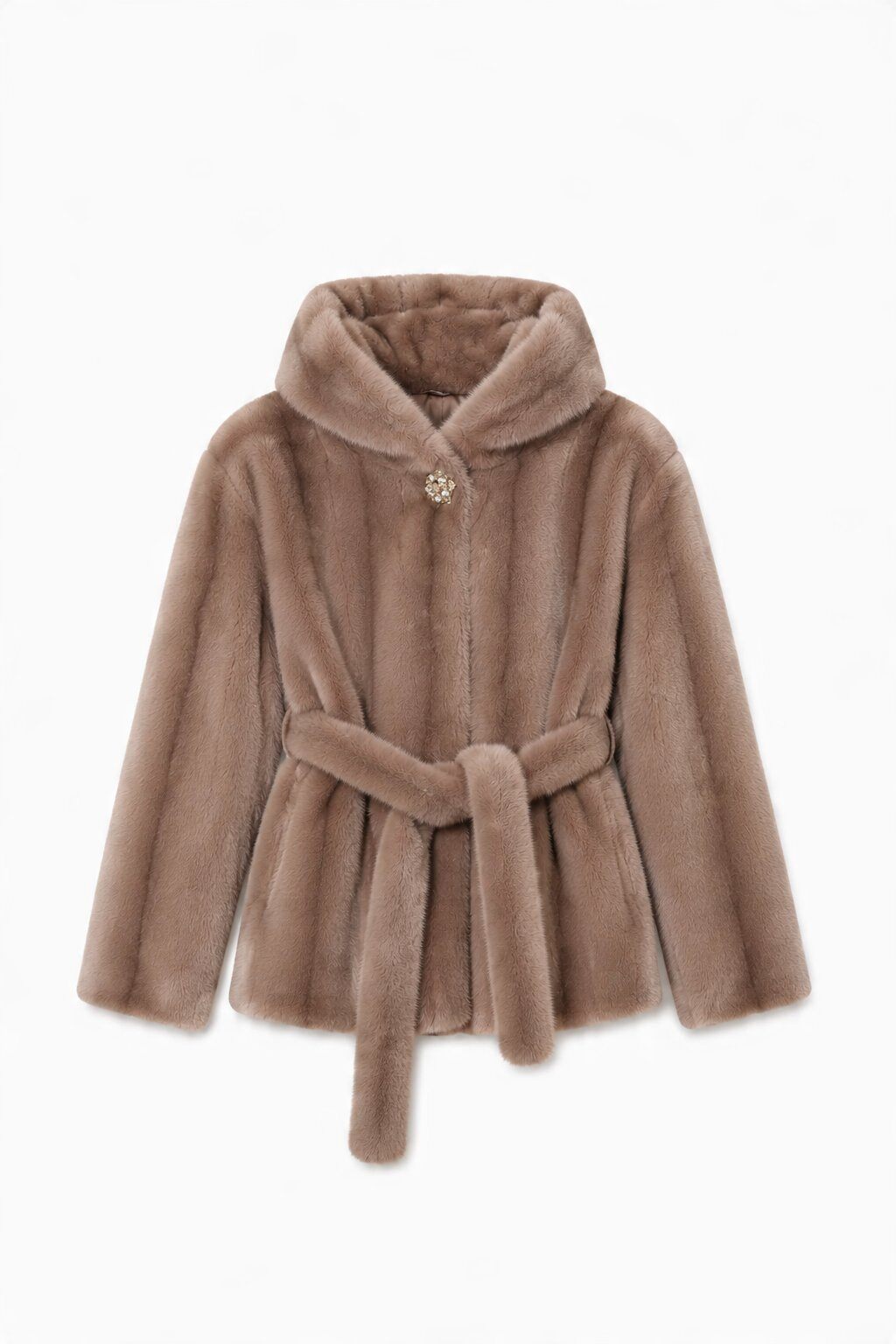 Grossiste JAMILLA - Manteau en fausse fourrure avec ceinture à la taille et bouton bijou