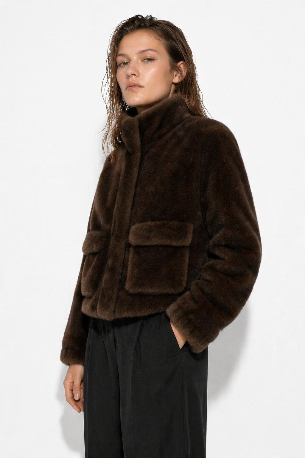 Wholesaler JAMILLA - Faux fur coat with large front pockets and high collar