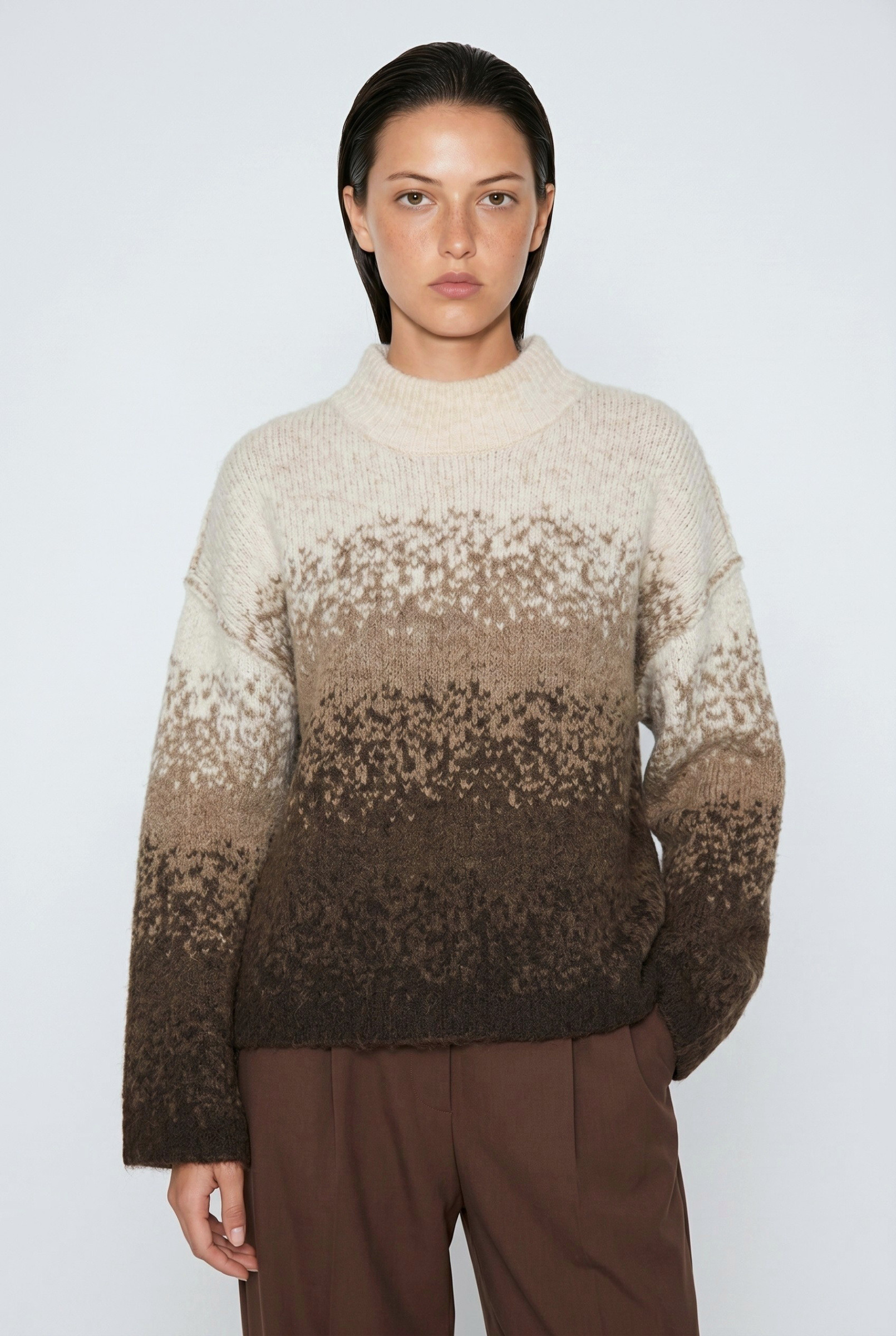 Grossiste JAMILLA - Pull Douillet en Fil Chaud avec Motif Dégradé et Manches Amples