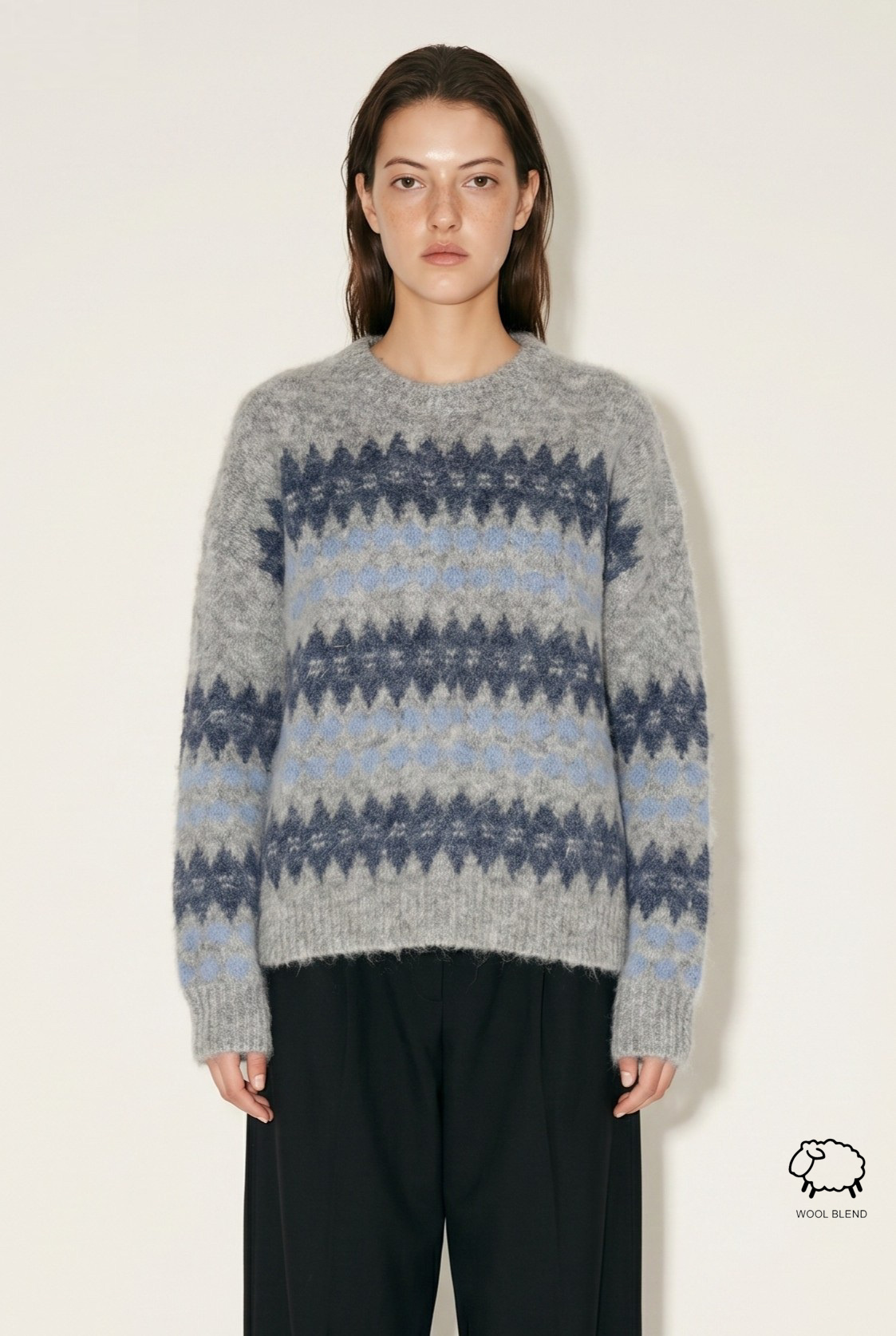 Grossista JAMILLA - Maglione Girocollo in Misto Lana Soffice con Motivo Jacquard