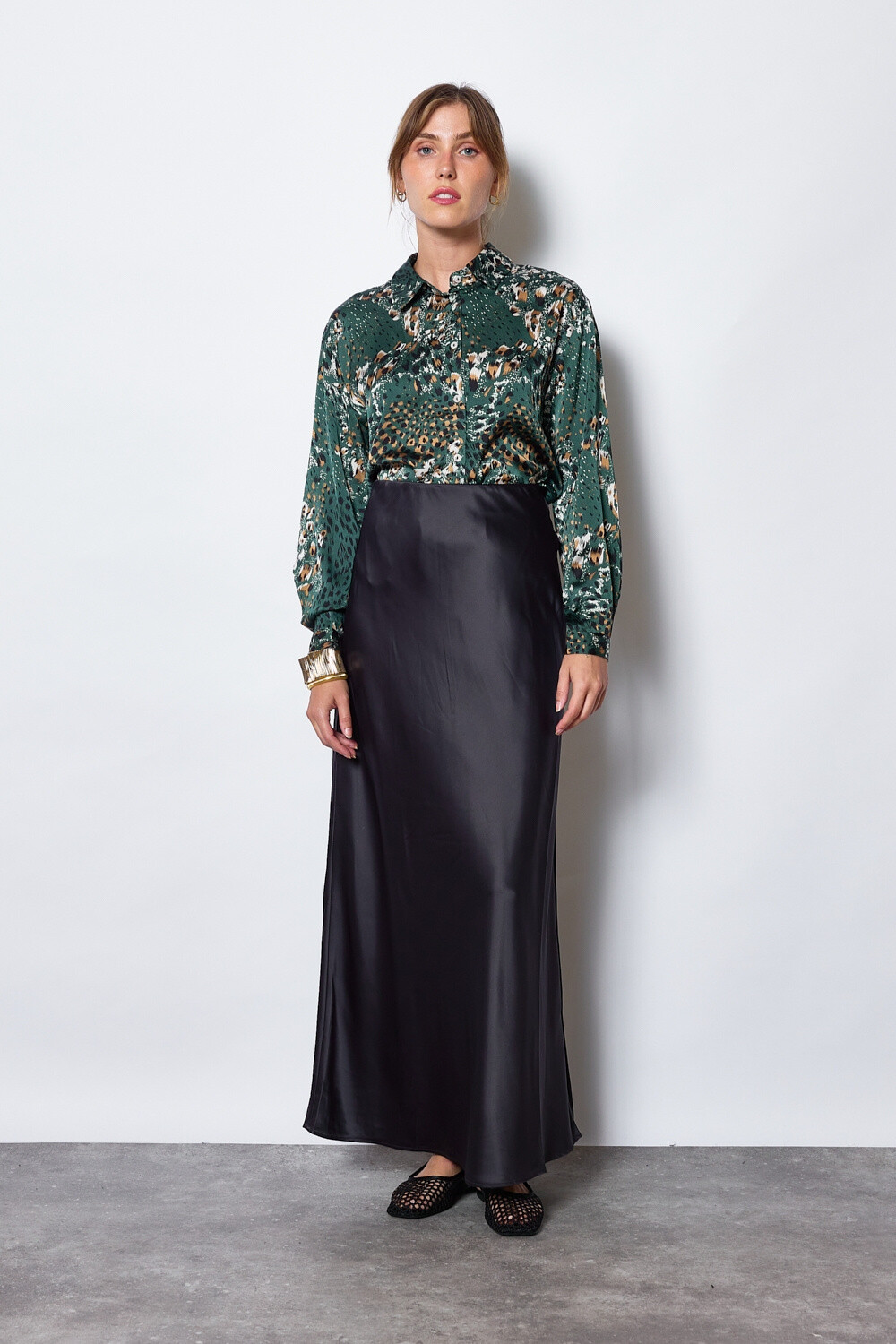 Grossiste JCL Paris - Chemise en satin à imprimé animalier
